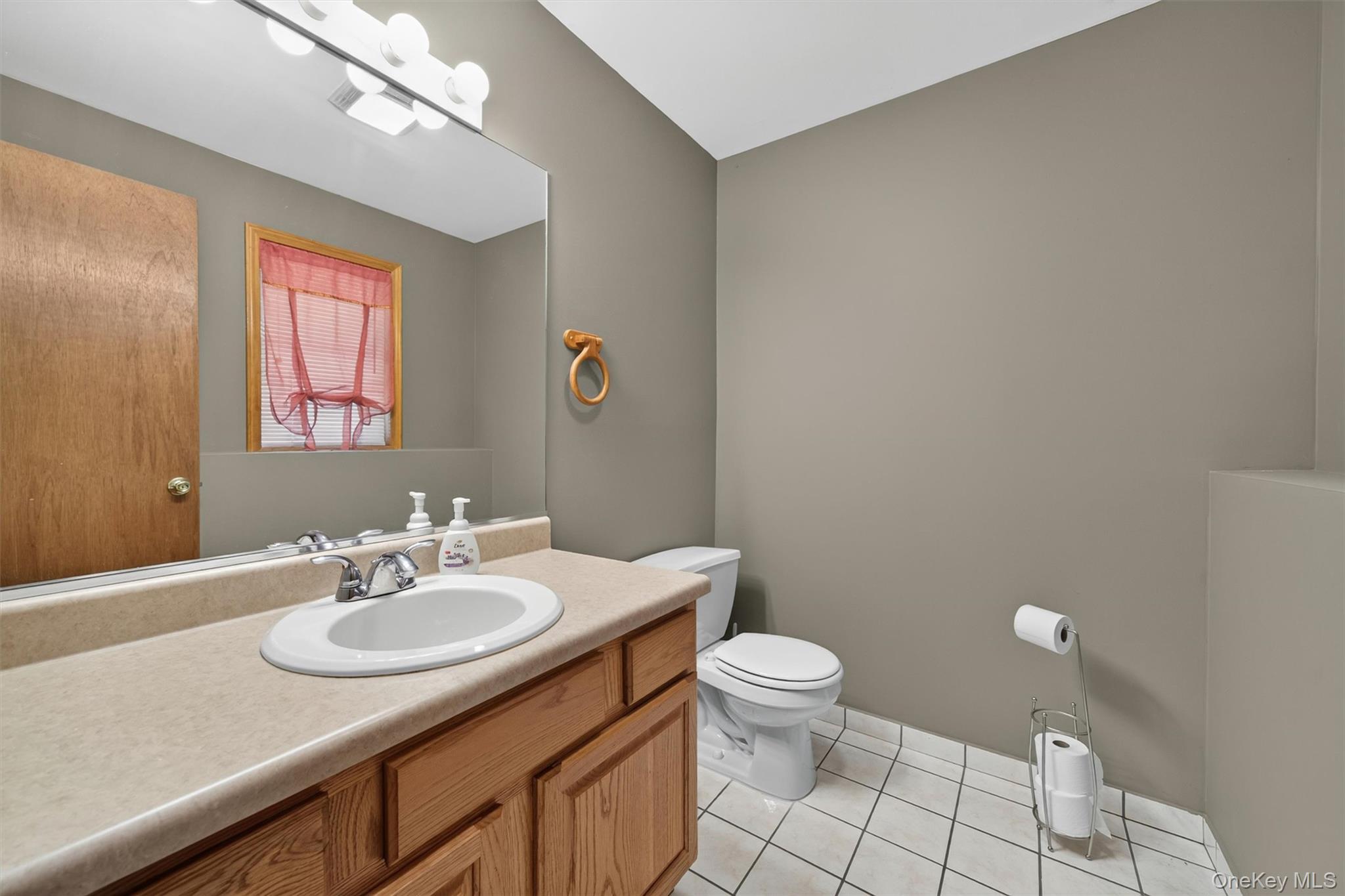 Single Family Benjamin Vankeuren Drive  Ulster County, NY 12566, MLS-1010277-31