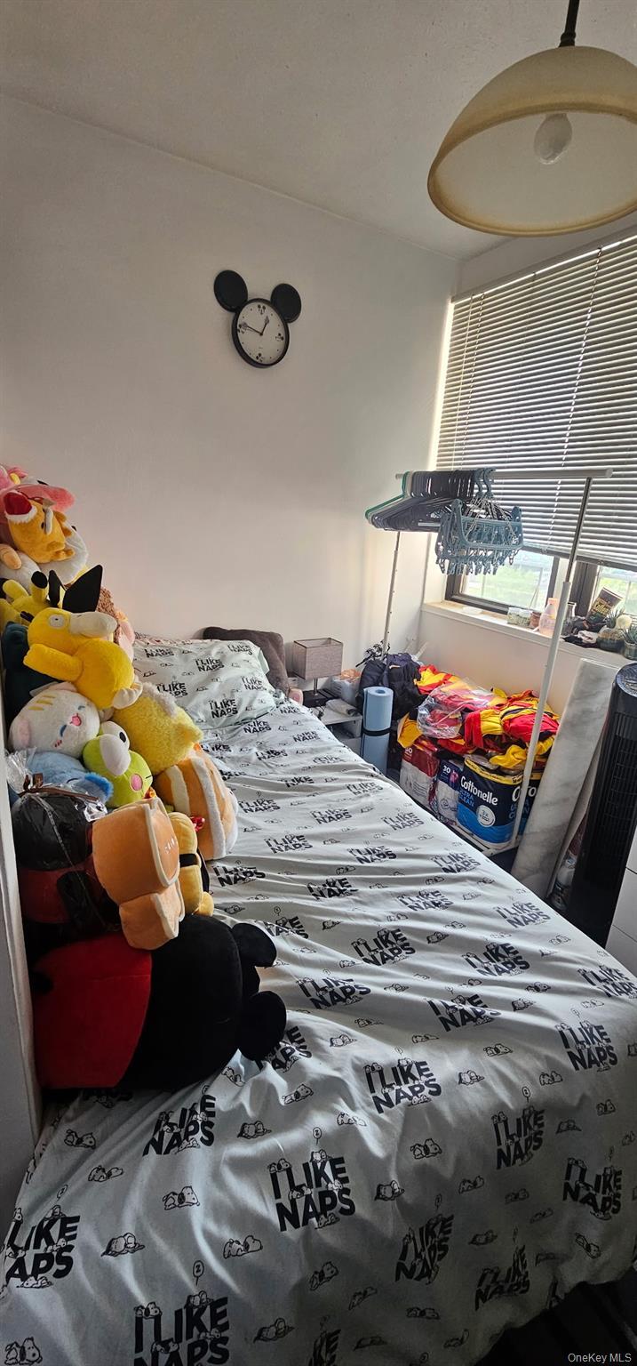 Coop Voorhies Avenue Brooklyn, NY 11235, MLS-1010295-12