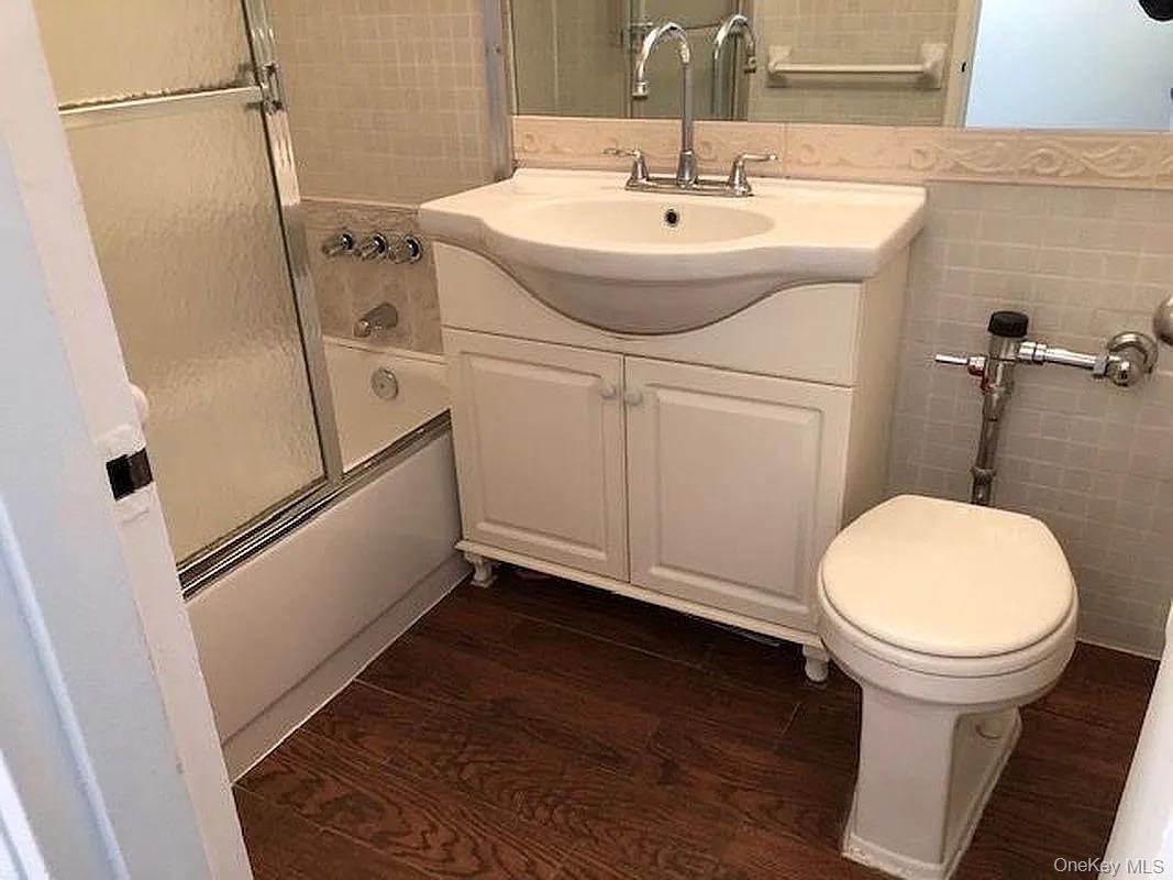 Coop Voorhies Avenue Brooklyn, NY 11235, MLS-1010295-4