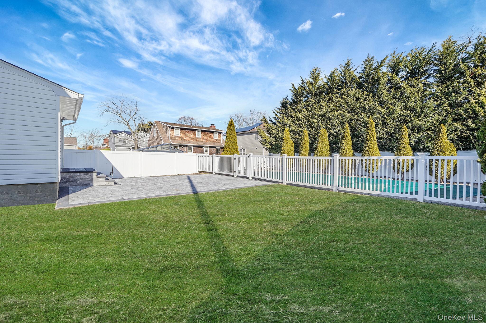 Single Family Babylon Turnpike  Nassau County, NY 11566, MLS-1010305-21