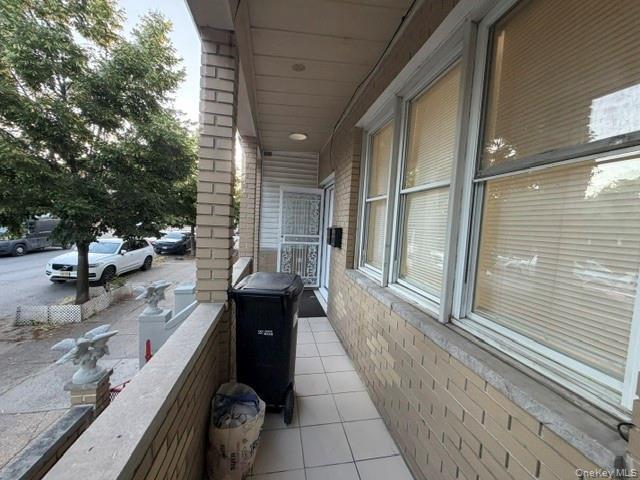 Single Family Zerega Bronx, NY 10462, MLS-1010322-33