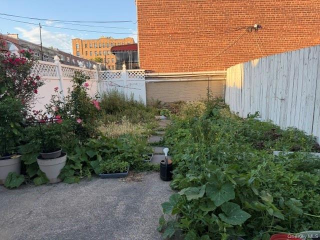 Single Family Zerega Bronx, NY 10462, MLS-1010322-38