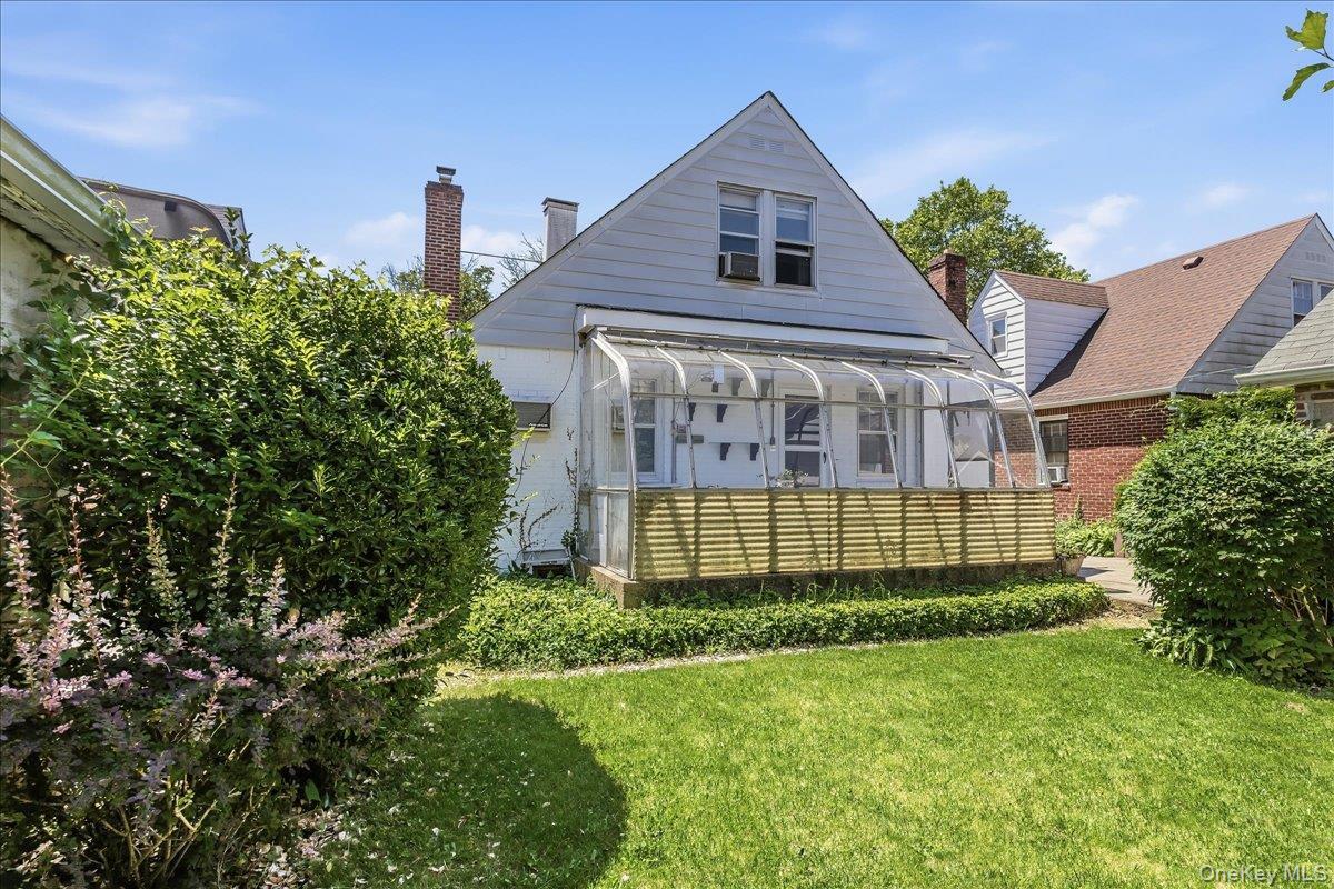 Single Family 83rd Queens, NY 11004, MLS-1010328-18