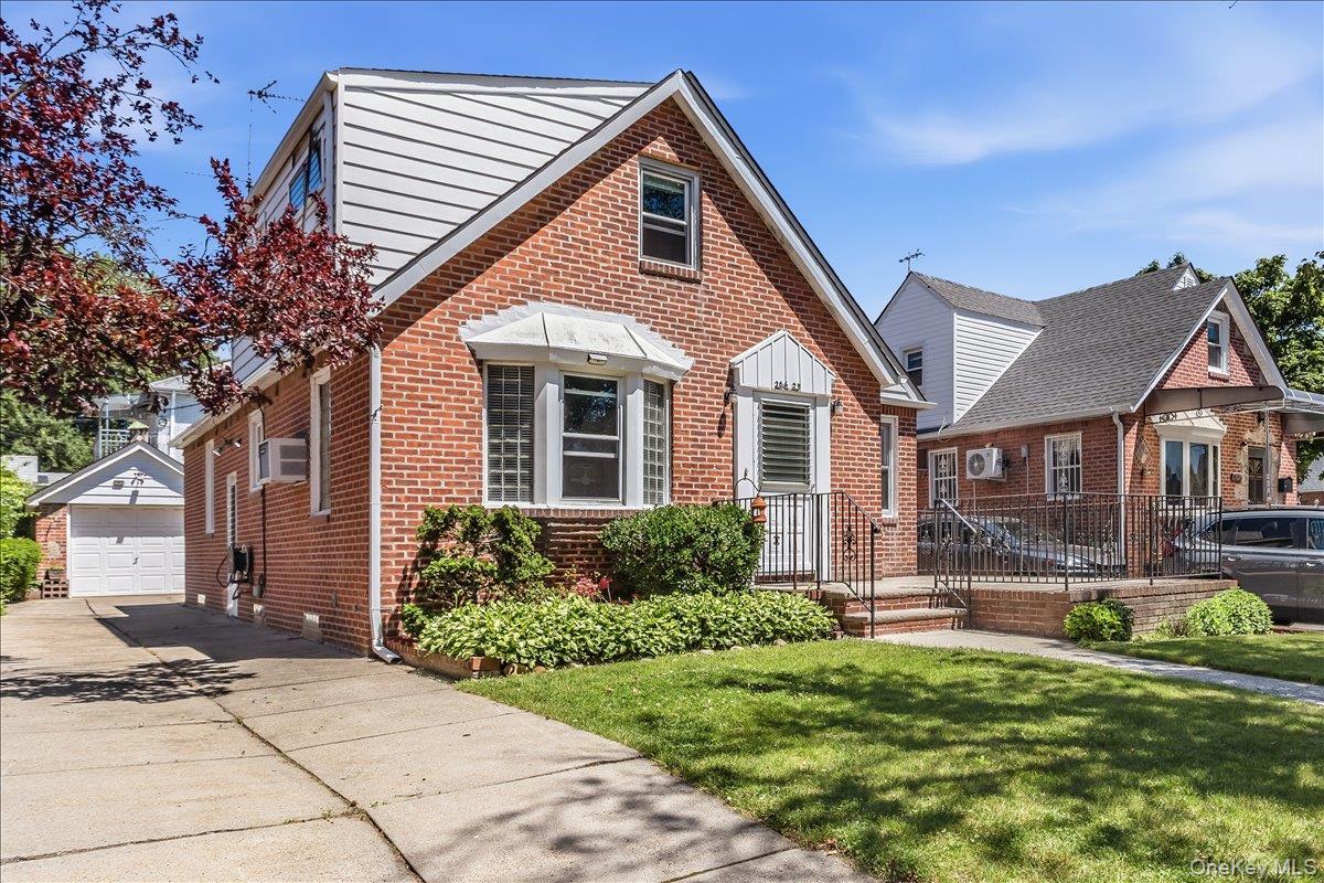Single Family 83rd Queens, NY 11004, MLS-1010328-2