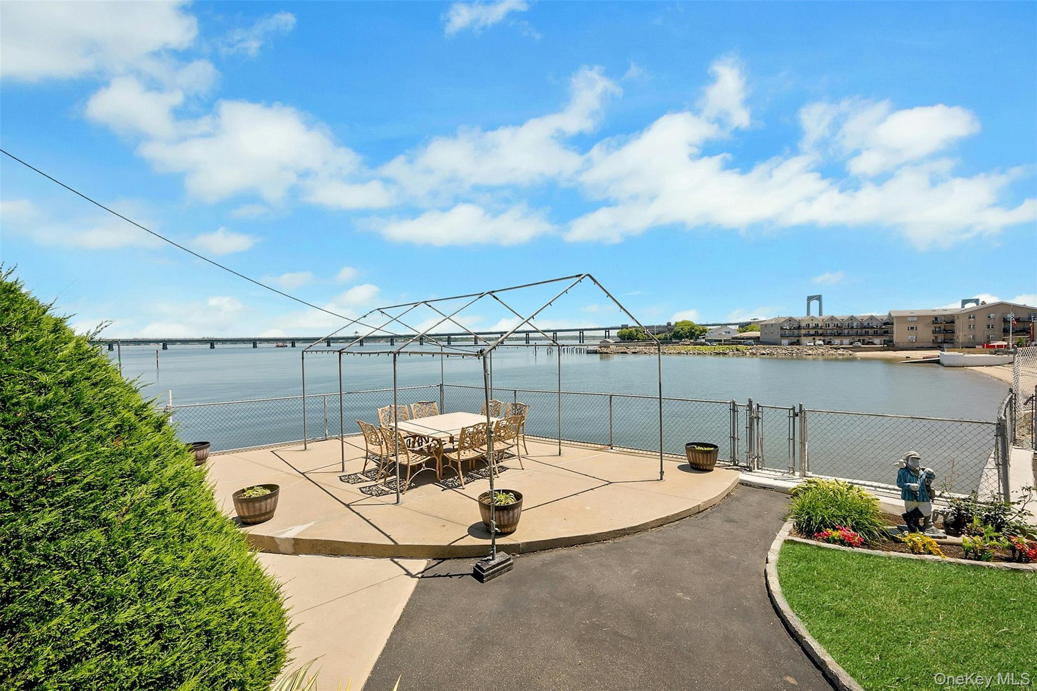 Single Family Dare Place Bronx, NY 10465, MLS-1010357-2