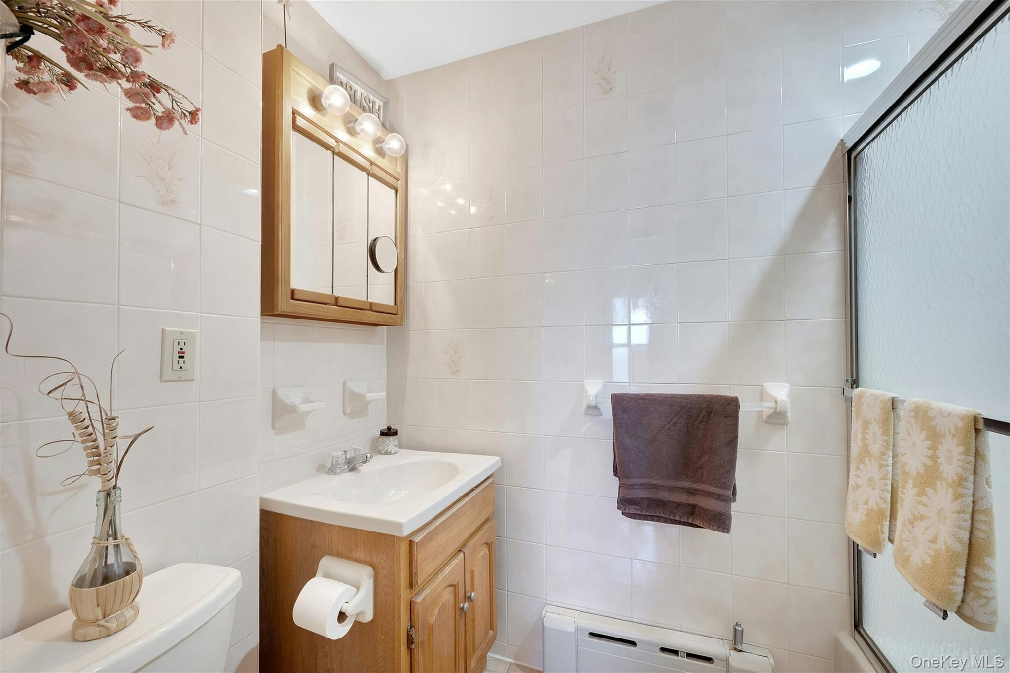 Single Family Dare Place Bronx, NY 10465, MLS-1010357-24