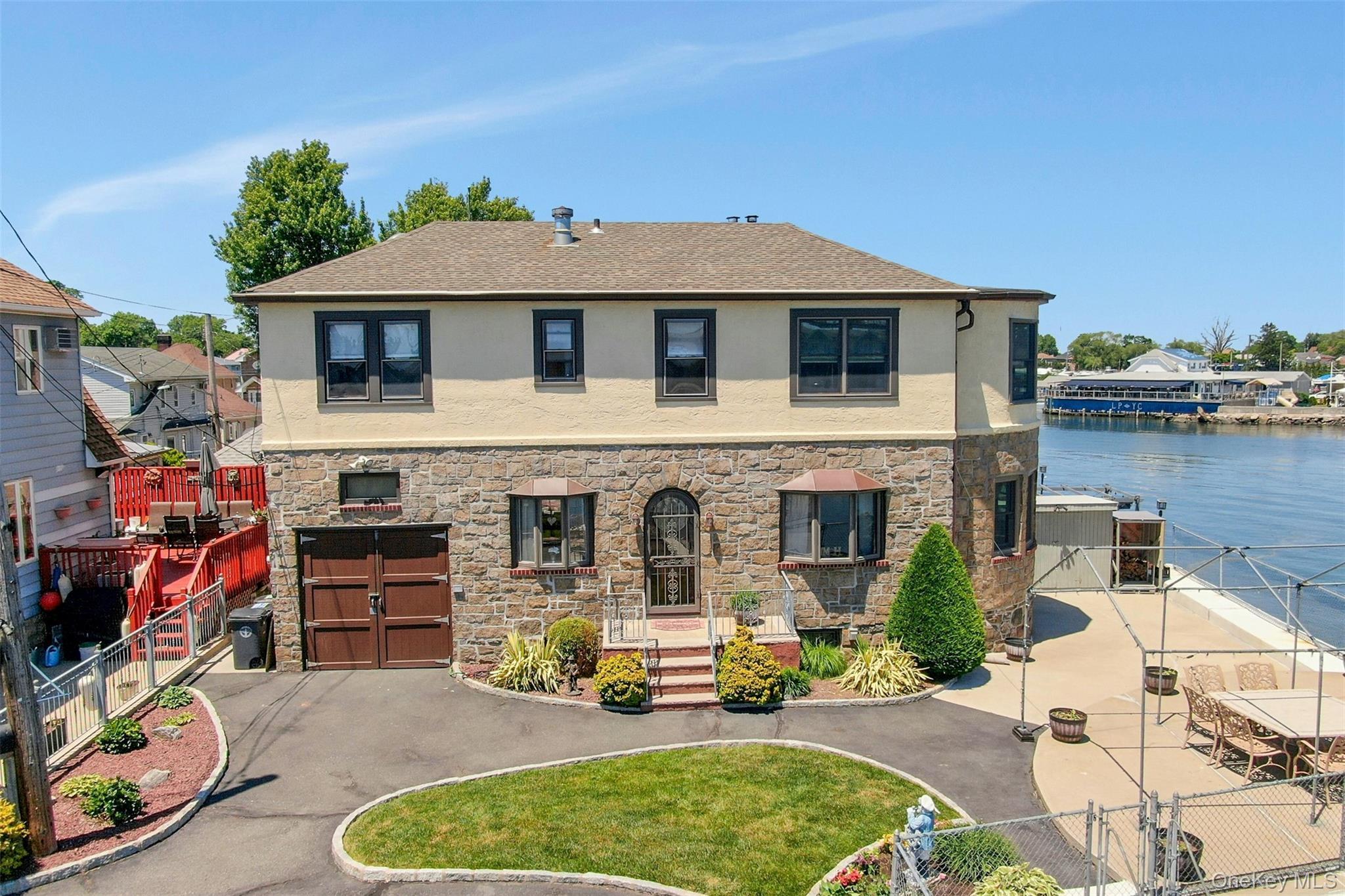 Single Family Dare Place Bronx, NY 10465, MLS-1010357-40