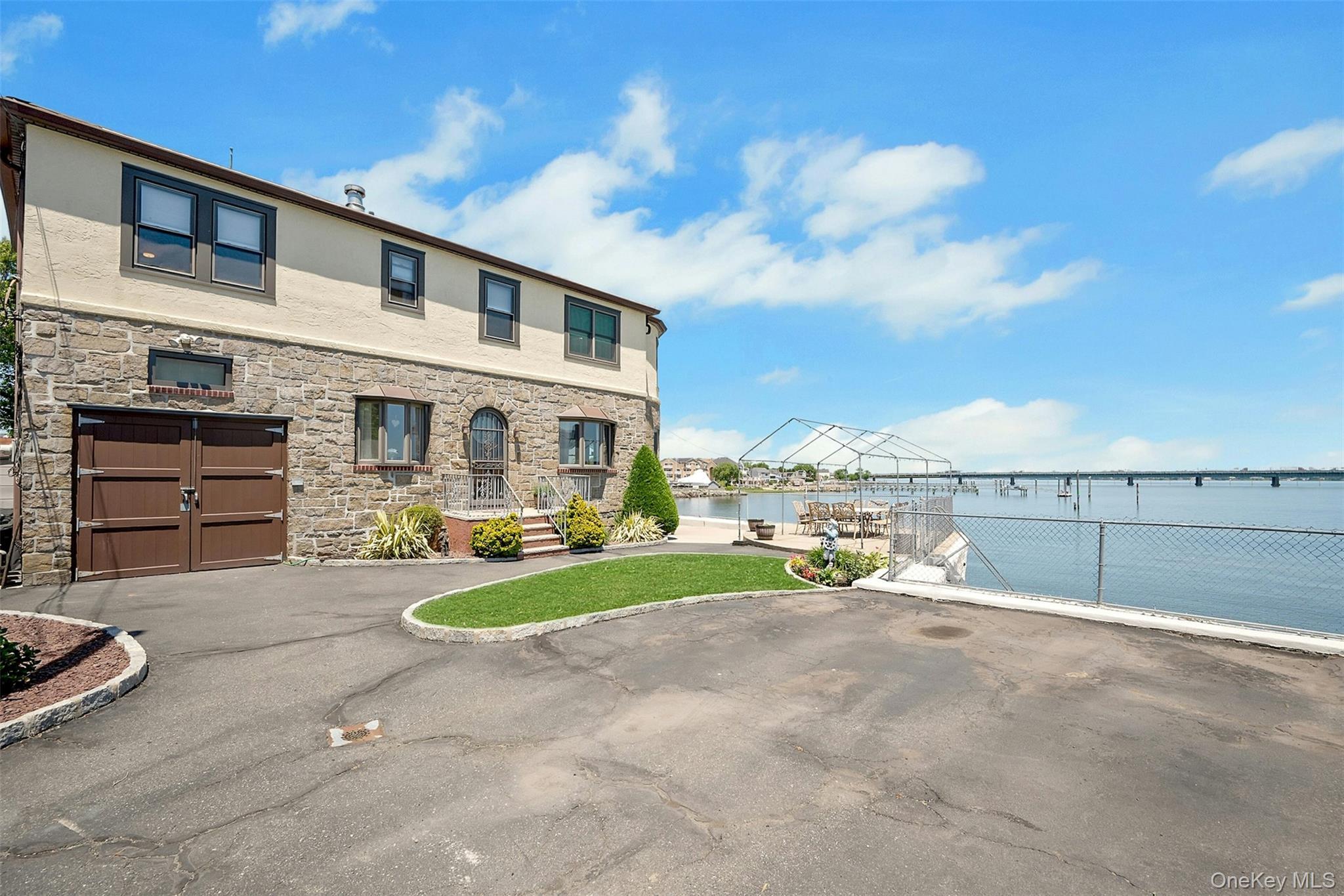 Single Family Dare Place Bronx, NY 10465, MLS-1010357-5