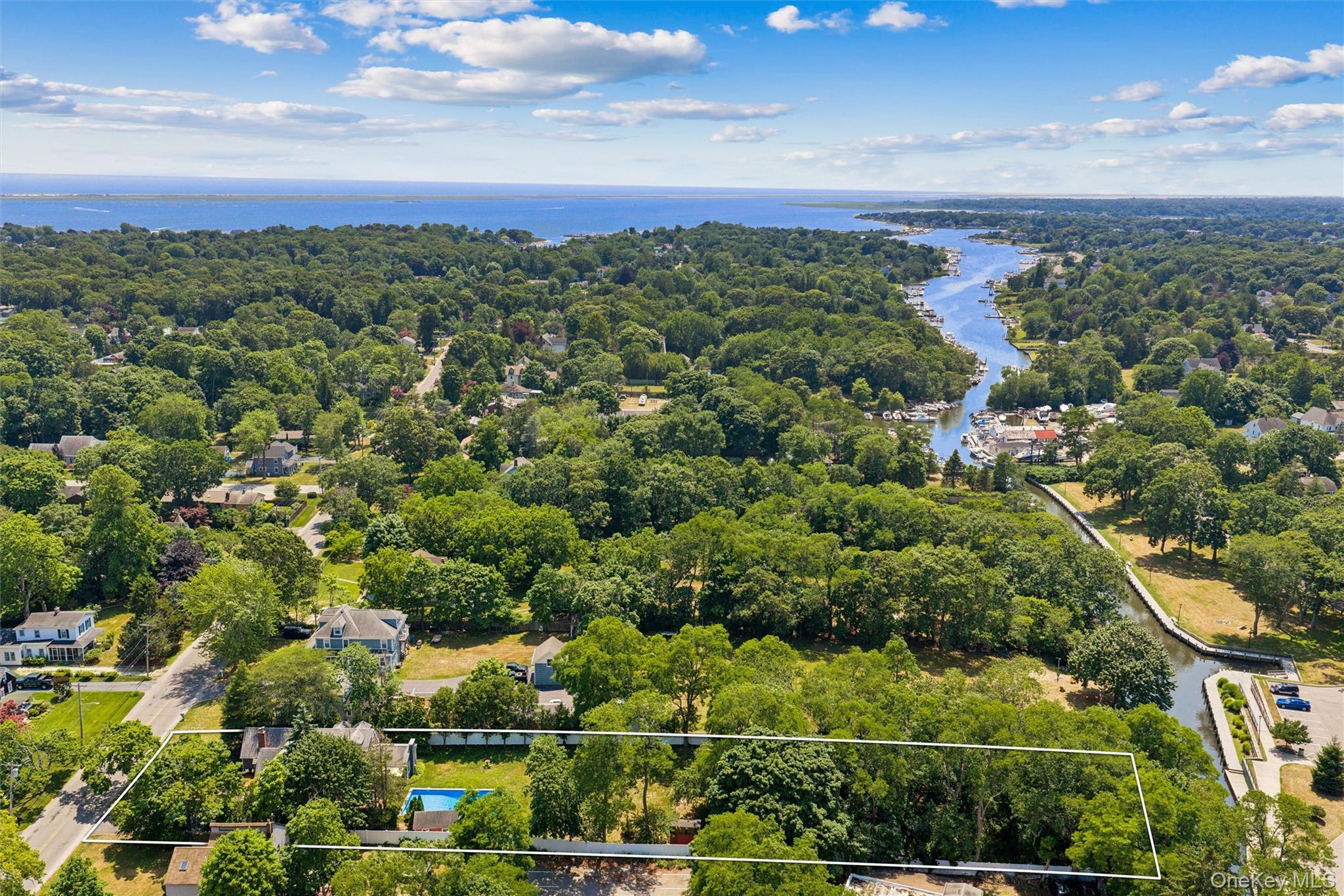 Single Family Union Avenue  Suffolk County, NY 11934, MLS-1010407-35