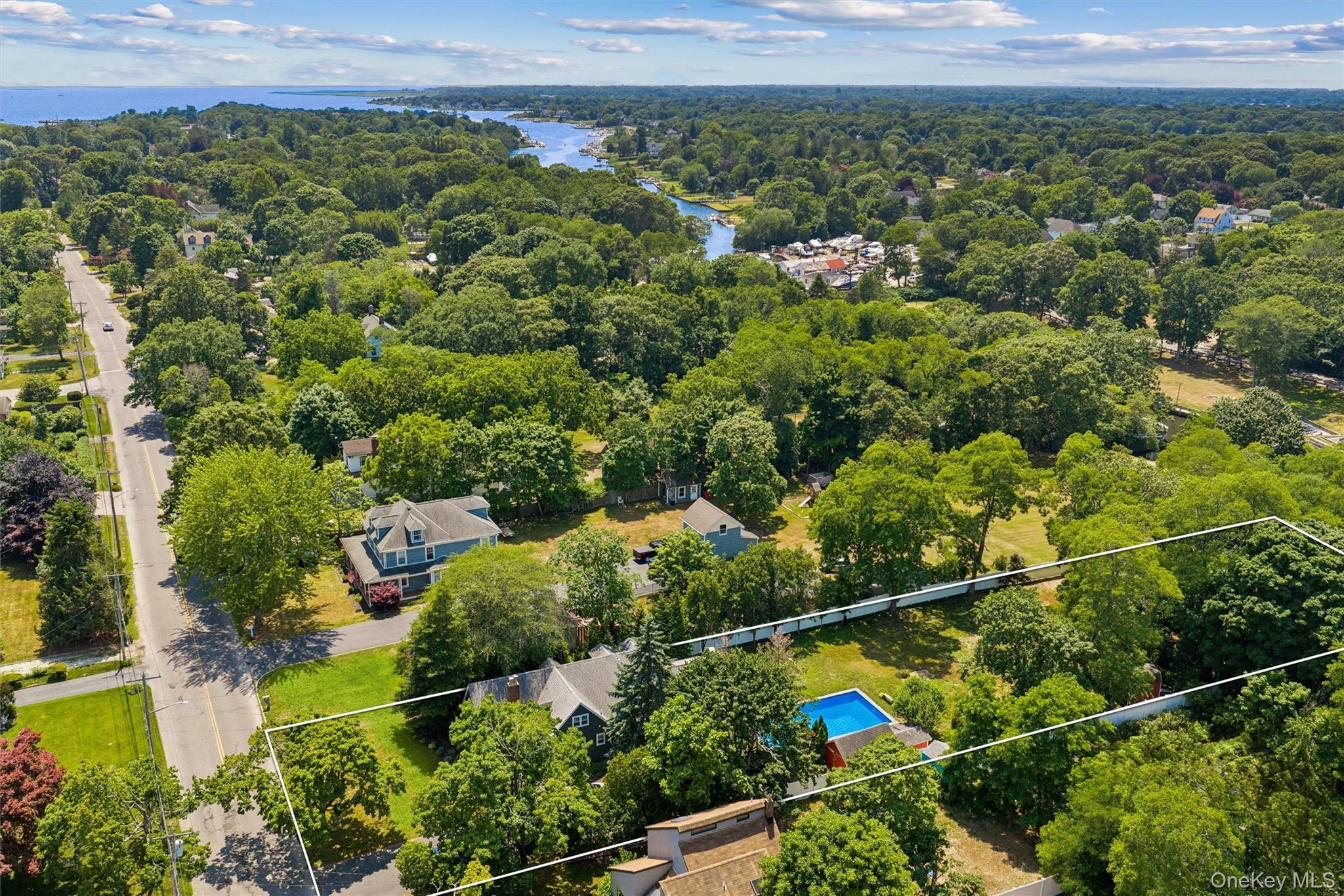 Single Family Union Avenue  Suffolk County, NY 11934, MLS-1010407-37