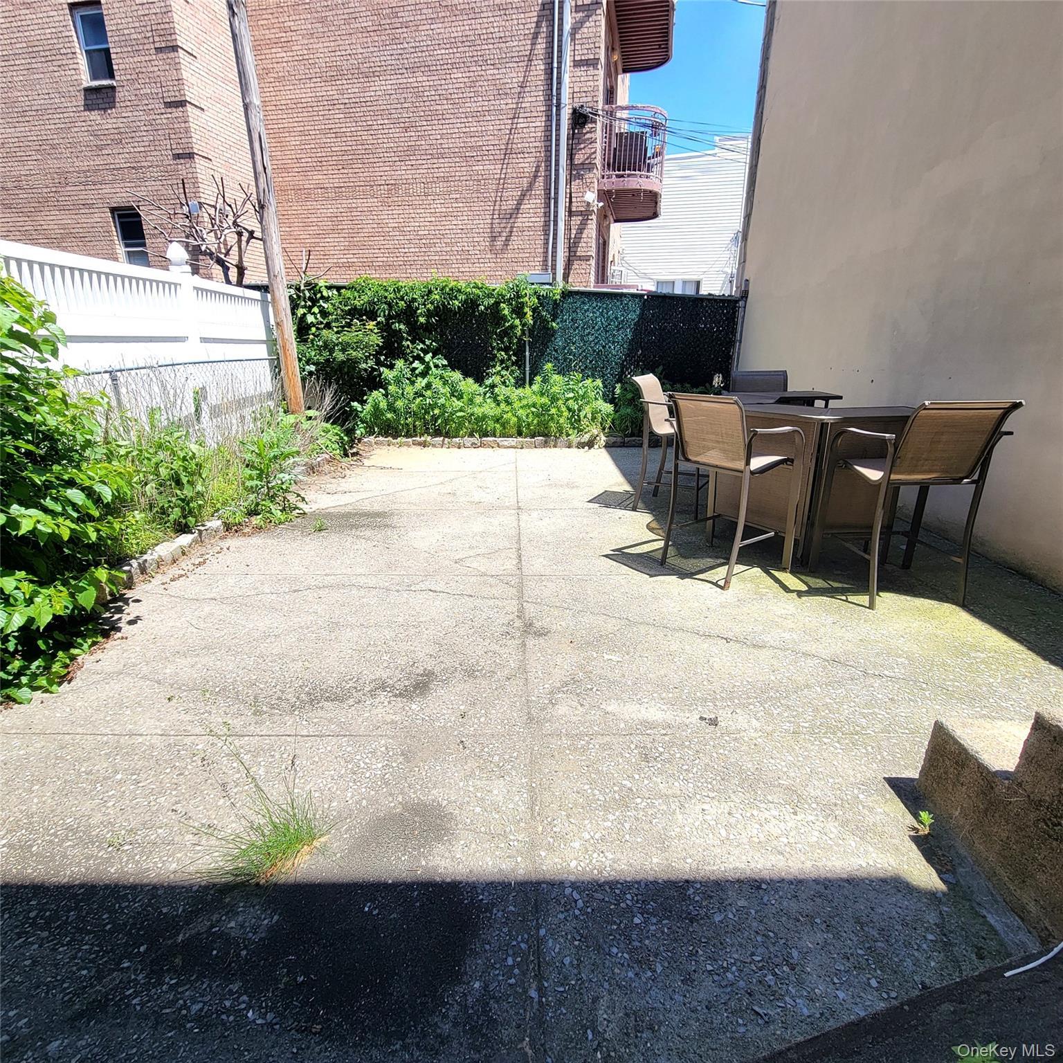 Single Family 78th  Queens, NY 11379, MLS-1010429-13