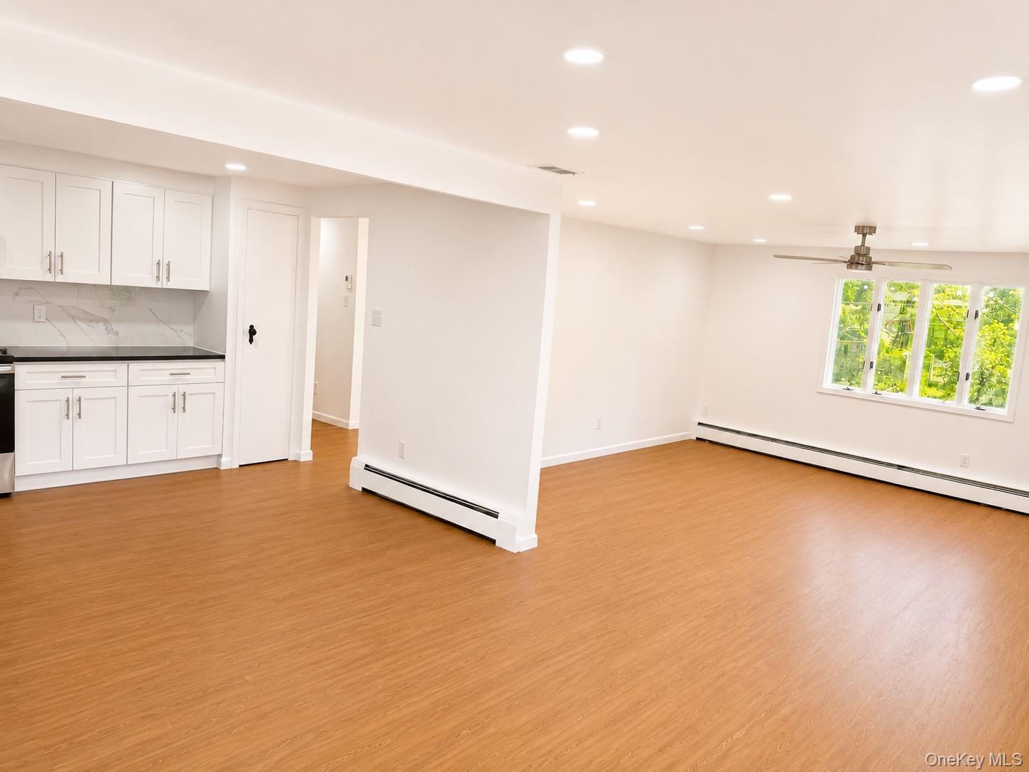 Single Family Wedgewood Drive Suffolk County, NY 11727, MLS-1010462-10