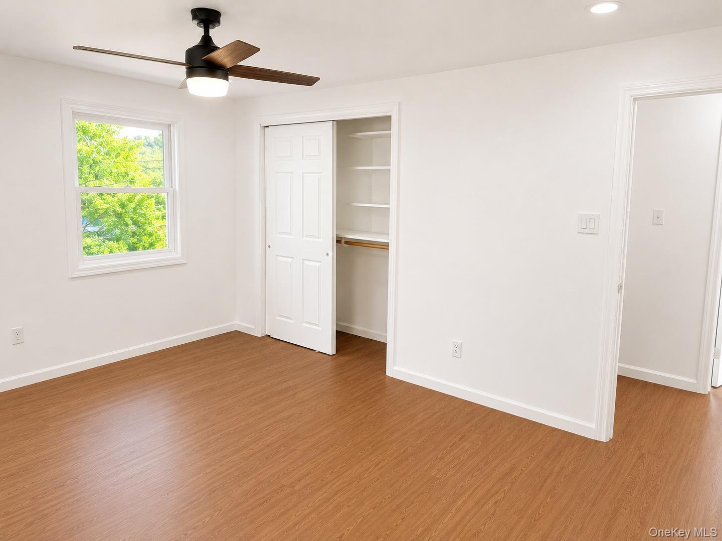 Single Family Wedgewood Drive Suffolk County, NY 11727, MLS-1010462-11
