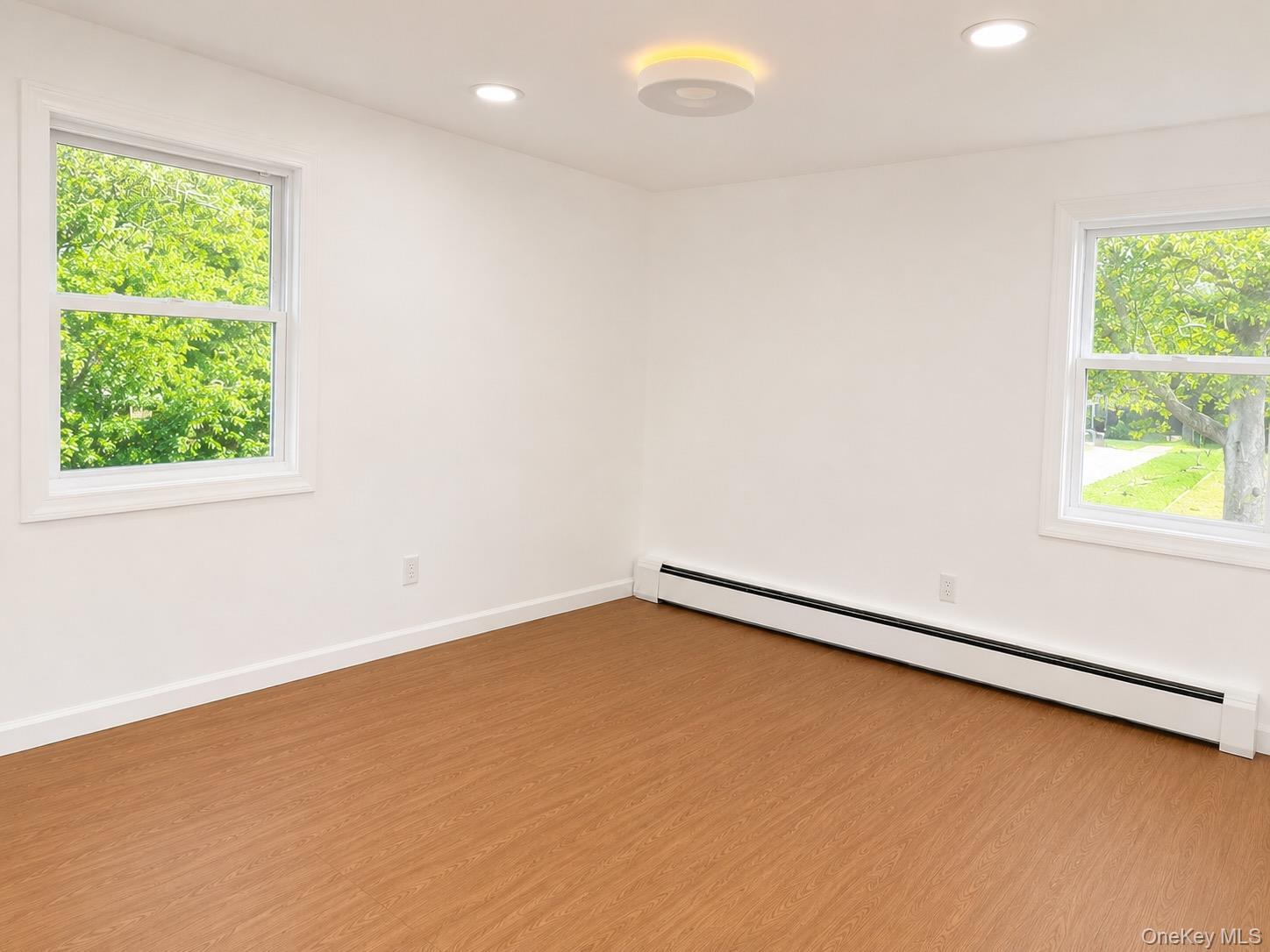 Single Family Wedgewood Drive Suffolk County, NY 11727, MLS-1010462-13