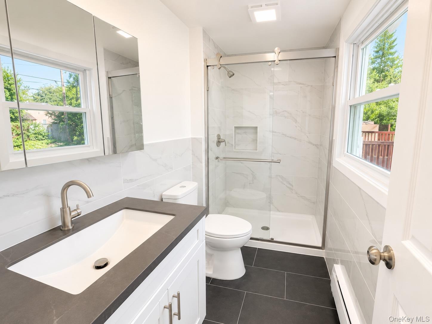 Single Family Wedgewood Drive Suffolk County, NY 11727, MLS-1010462-25