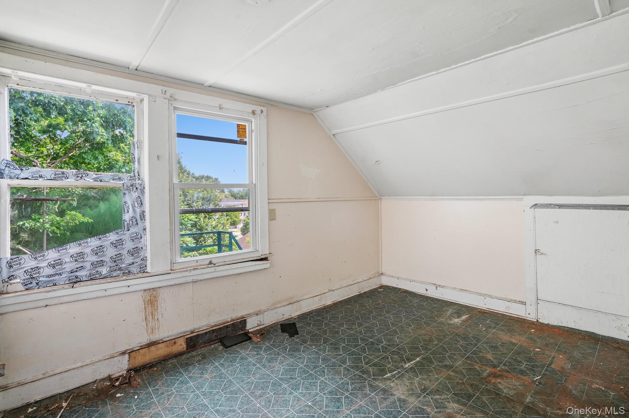 Single Family N Clinton Street  Dutchess County, NY 12601, MLS-1010463-35