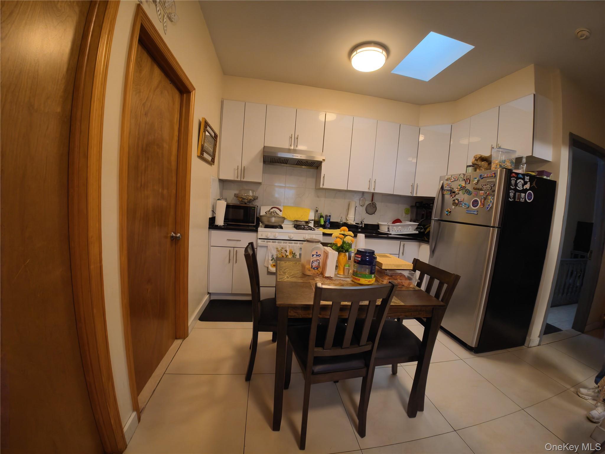 Single Family Jamaica Avenue Queens, NY 11418, MLS-1010470-10