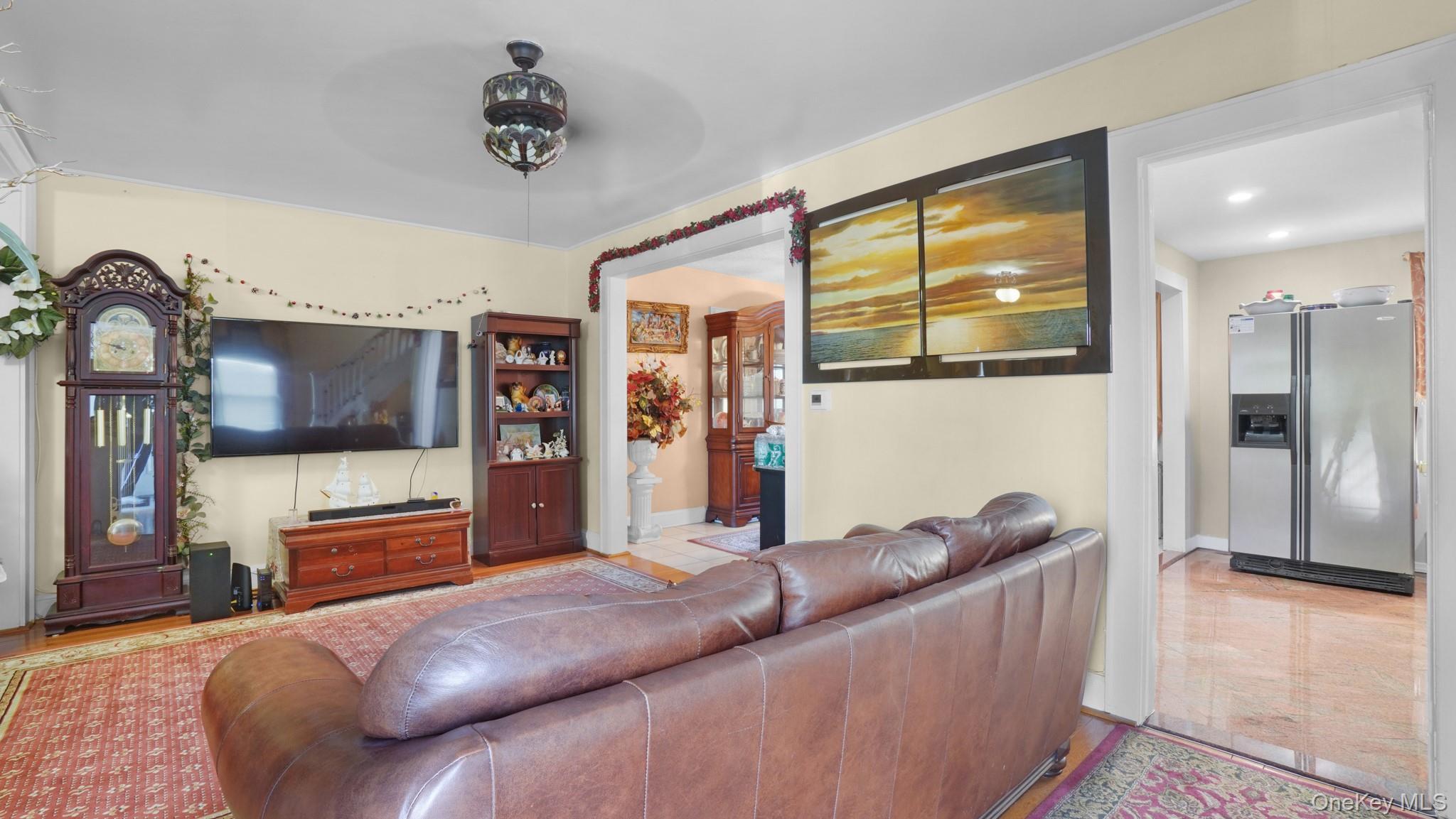 Single Family 218th Queens, NY 11427, MLS-1010499-5