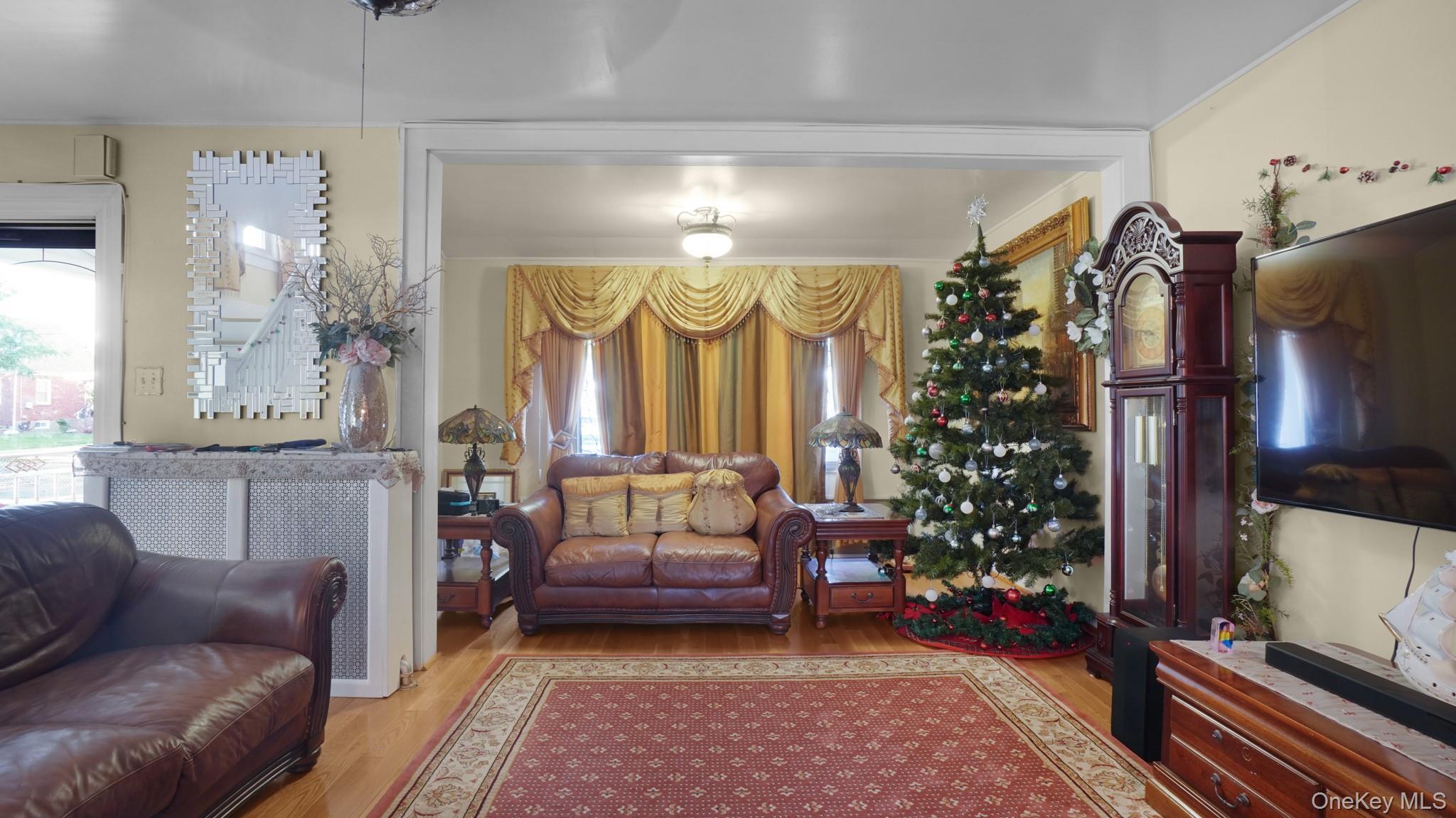 Single Family 218th Queens, NY 11427, MLS-1010499-7