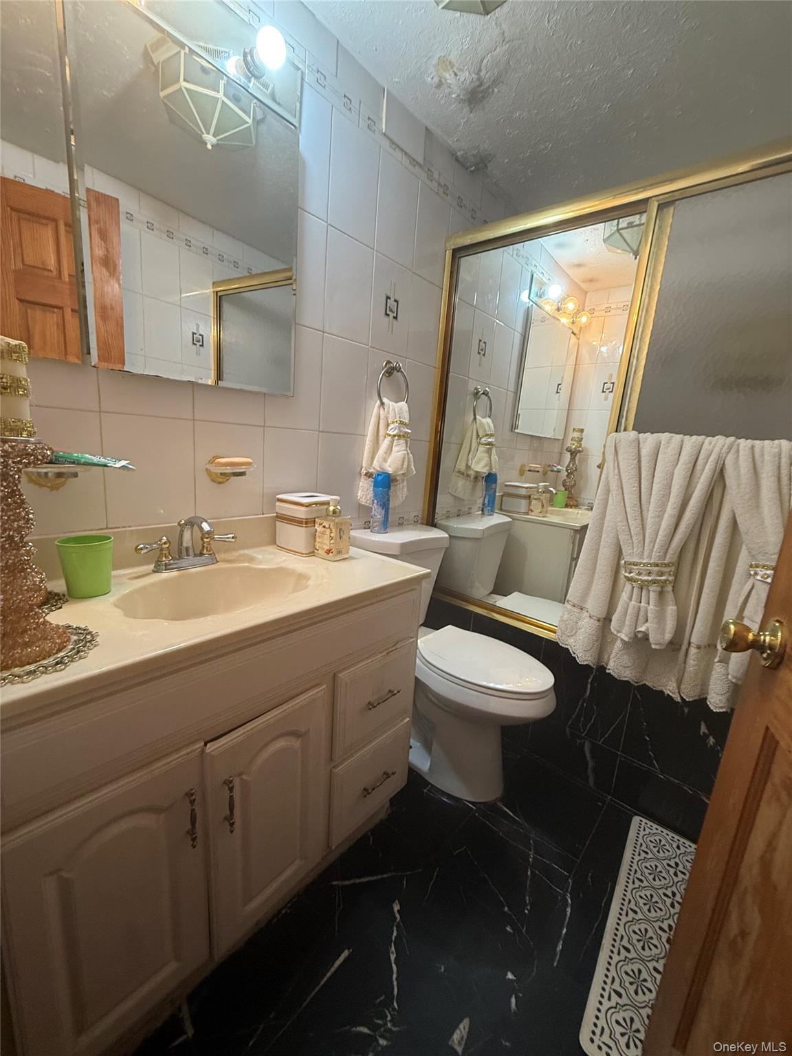 Single Family Desarc Road  Queens, NY 11417, MLS-1010510-10
