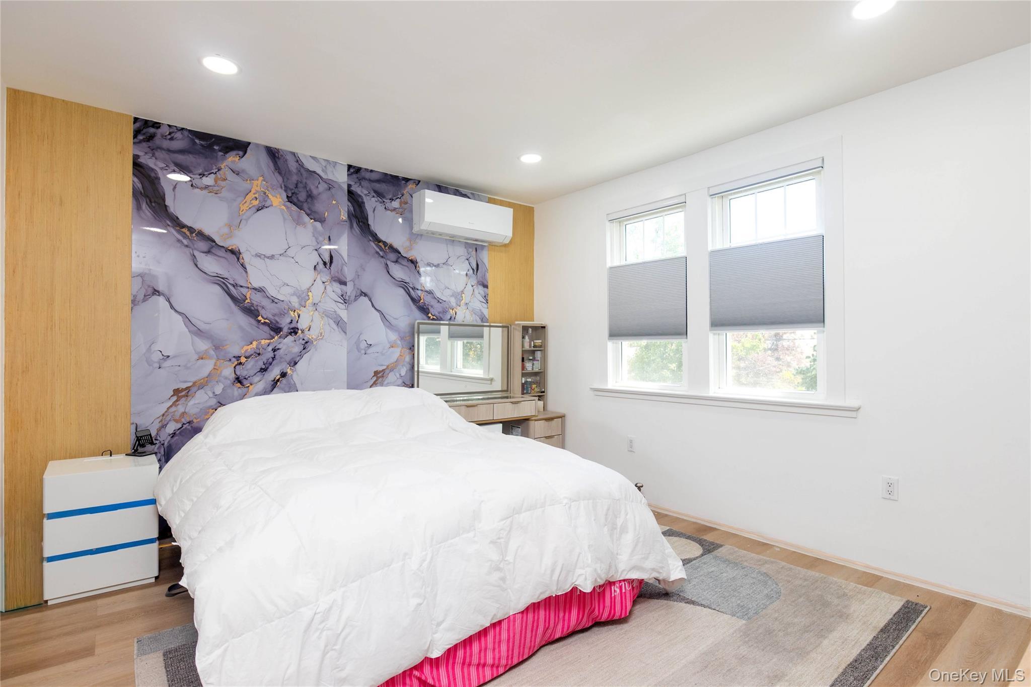 Single Family 13th Avenue Queens, NY 11357, MLS-1010519-11