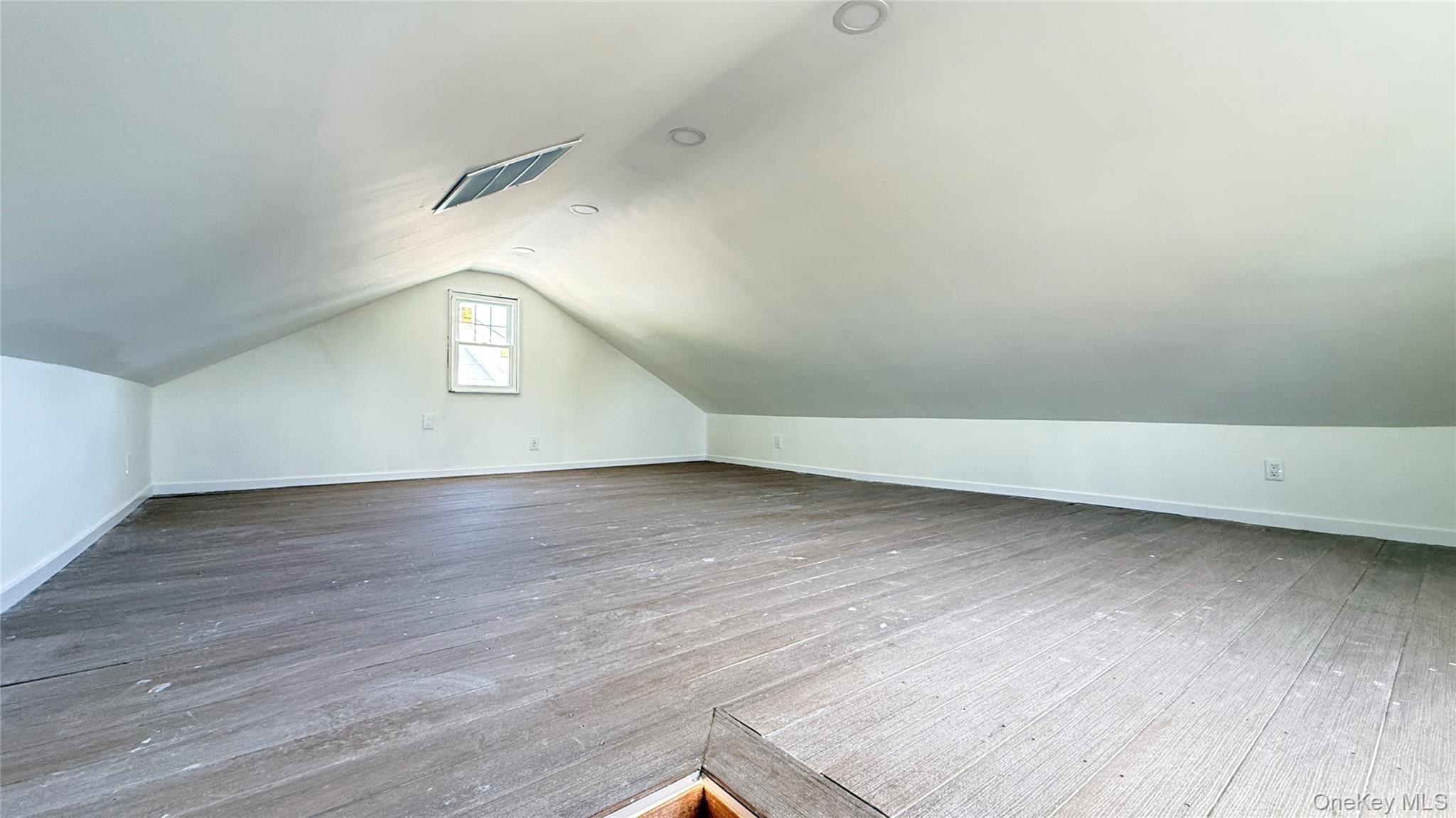 Single Family 13th Avenue Queens, NY 11357, MLS-1010519-14