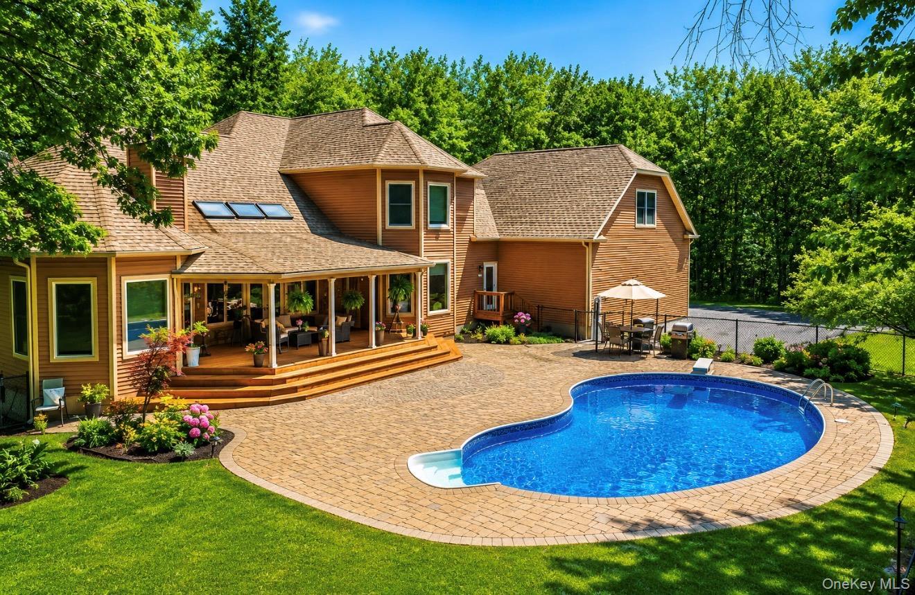 Single Family Foxwood Road  Ulster County, NY 12561, MLS-1010542-2