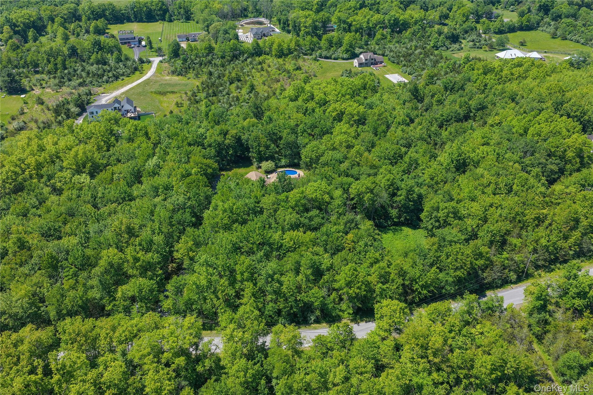 Single Family Foxwood Road  Ulster County, NY 12561, MLS-1010542-42