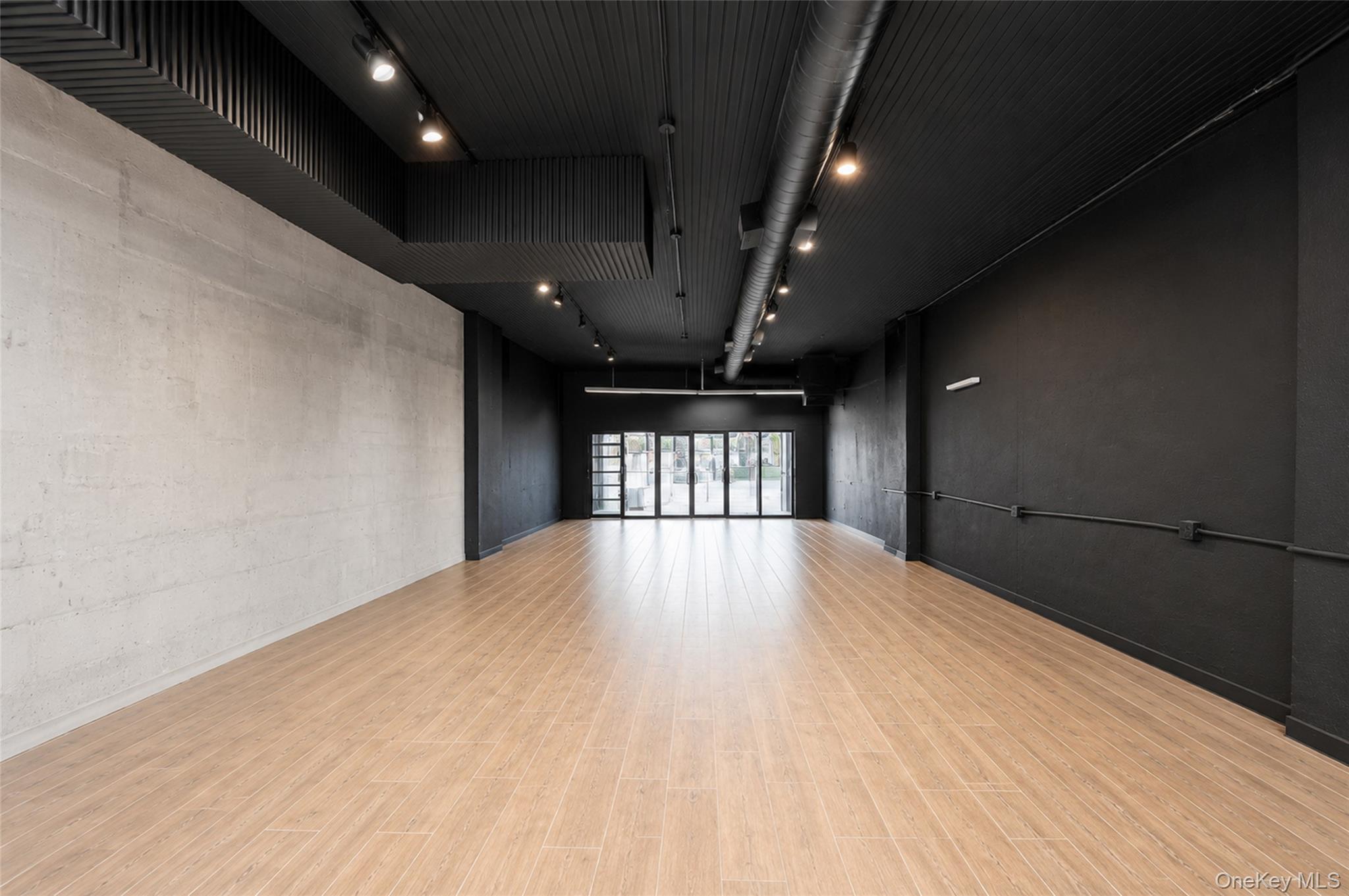 Commercial Lease Broadway Brooklyn, NY 11221, MLS-1010570-3