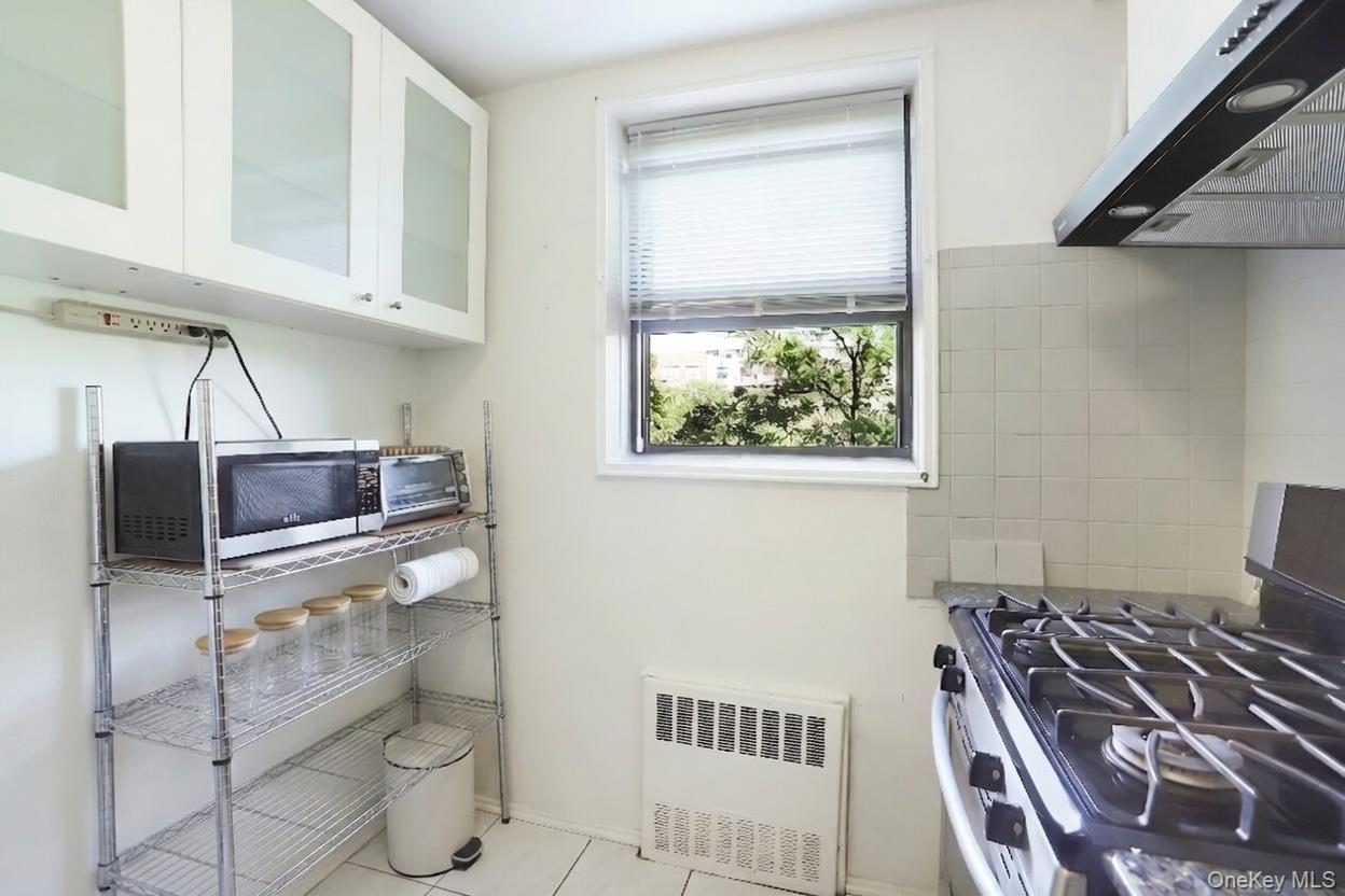 Coop Ocean Parkway Brooklyn, NY 11218, MLS-1010594-8