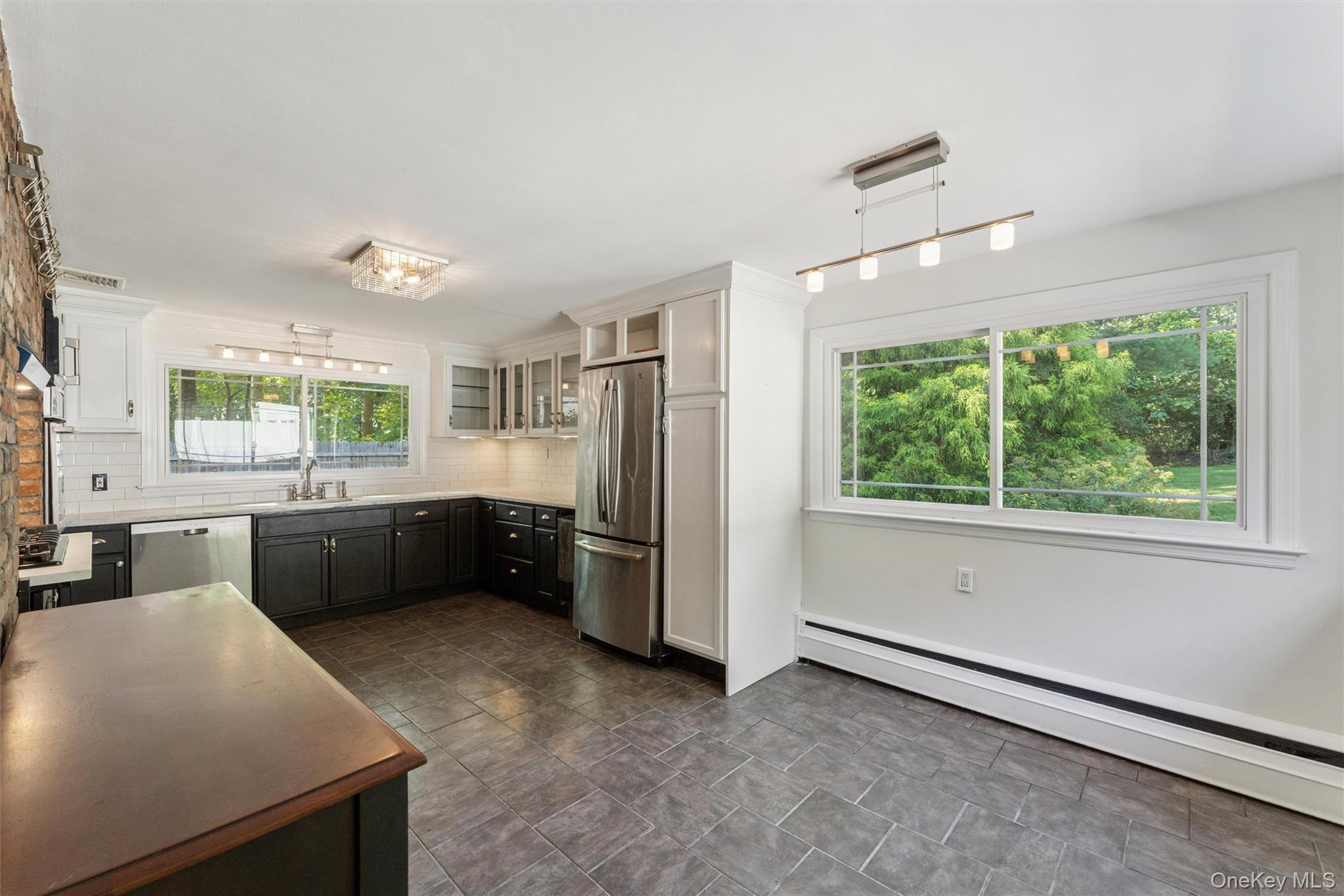 Single Family Squiretown Road  Suffolk County, NY 11946, MLS-1010611-10