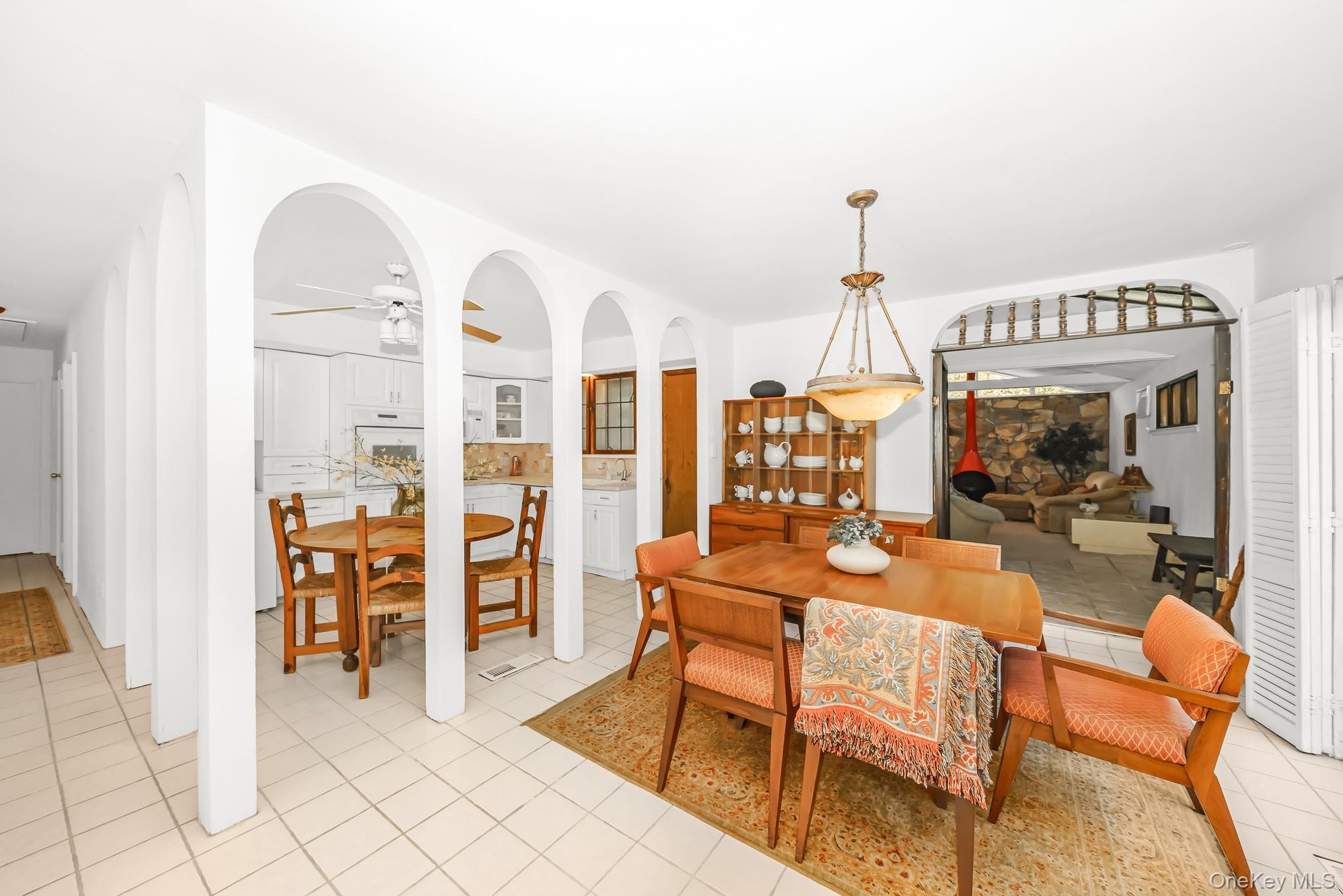 Single Family Rye Place Suffolk County, NY 11725, MLS-1010616-6