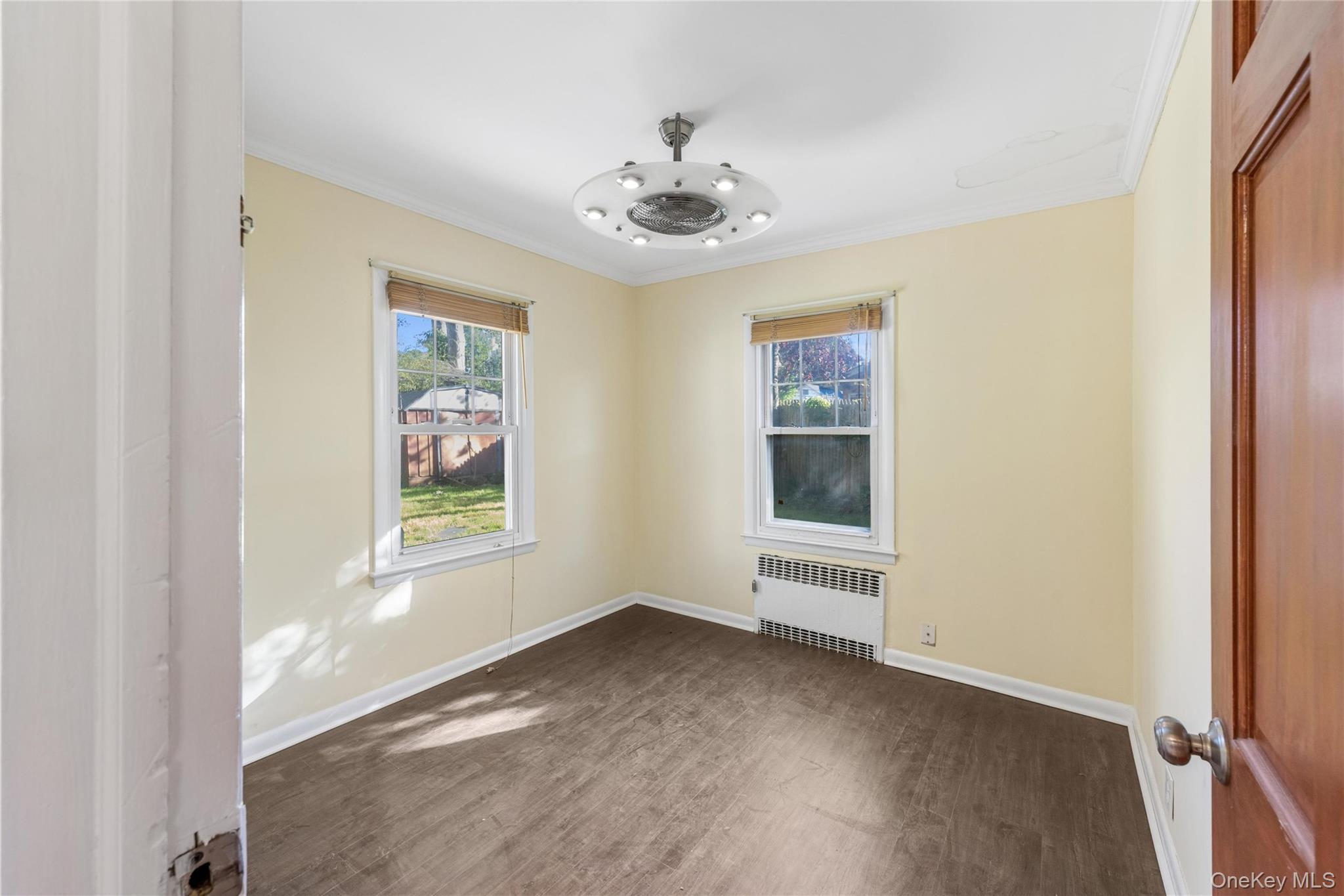 Single Family Lakeview Court  Suffolk County, NY 11779, MLS-1010620-13