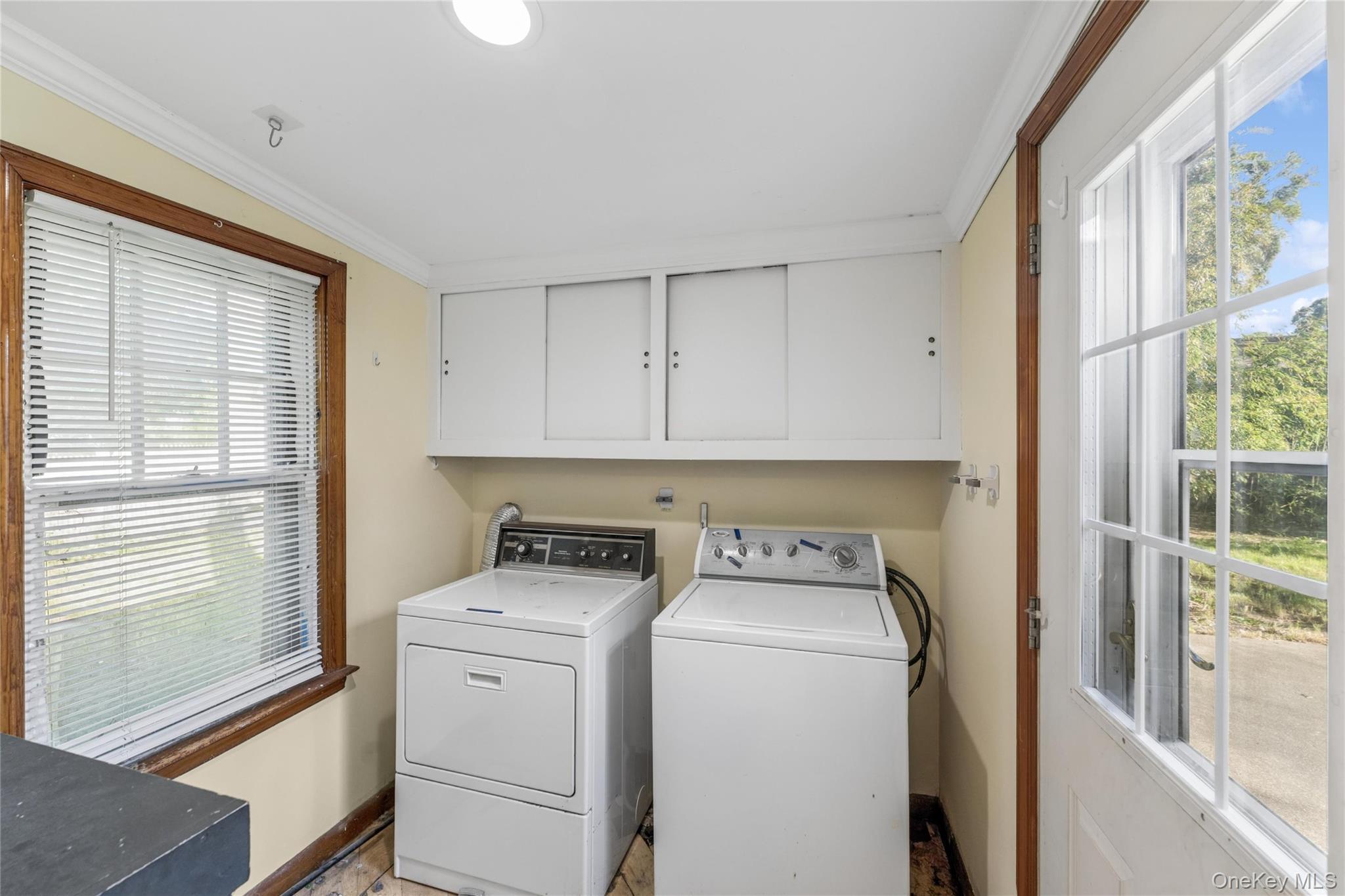 Single Family Lakeview Court  Suffolk County, NY 11779, MLS-1010620-16