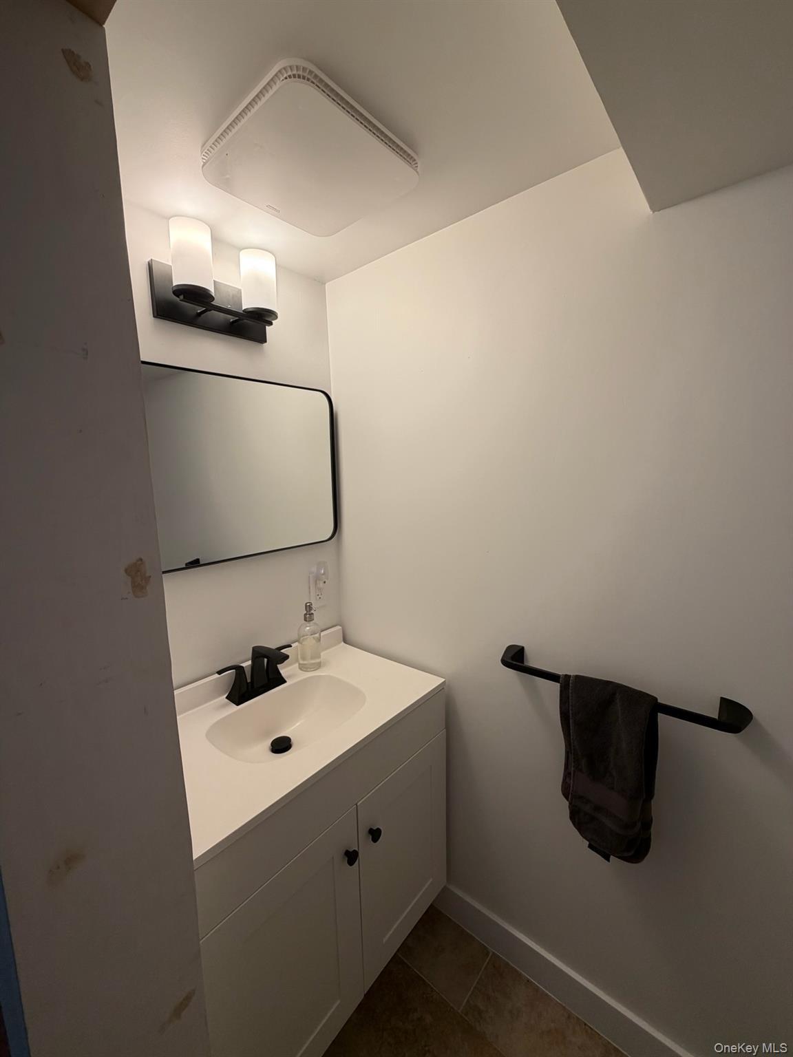 Single Family Shadom Lane  Suffolk County, NY 11937, MLS-1010650-10