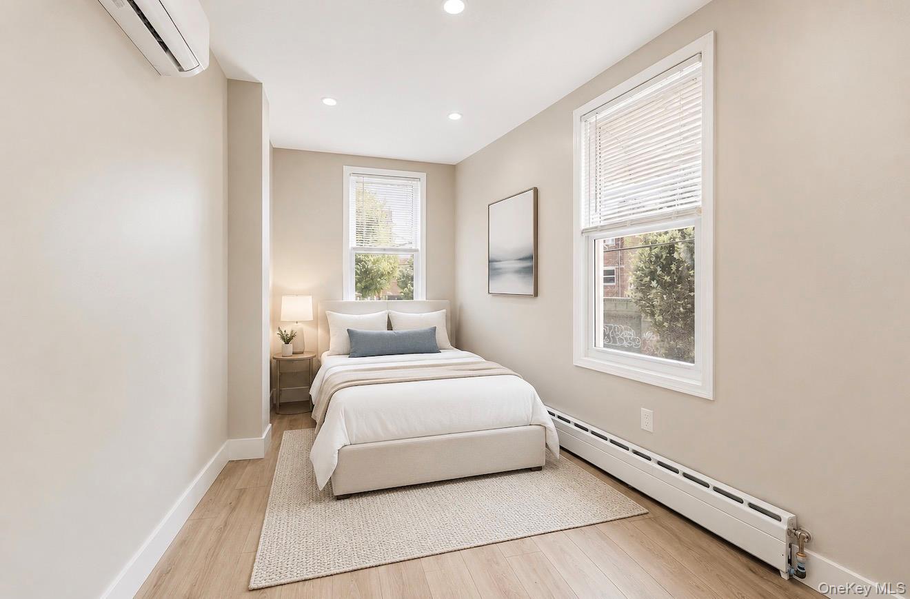 Single Family E 211th Street  Bronx, NY 10467, MLS-1010651-15