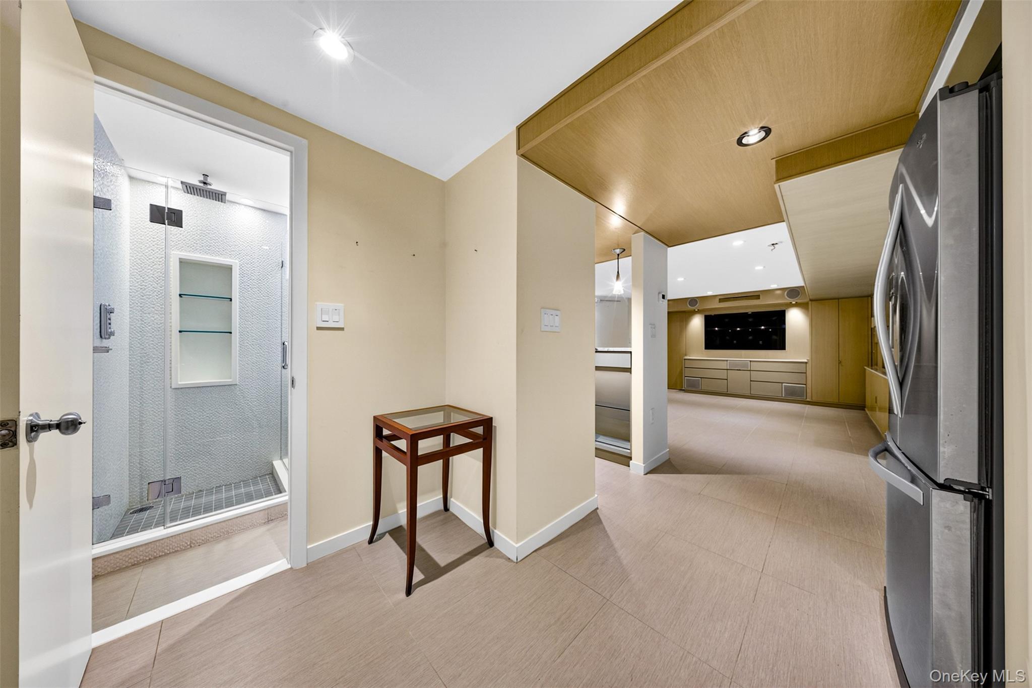 Single Family Murray Lane Queens, NY 11354, MLS-1010652-33