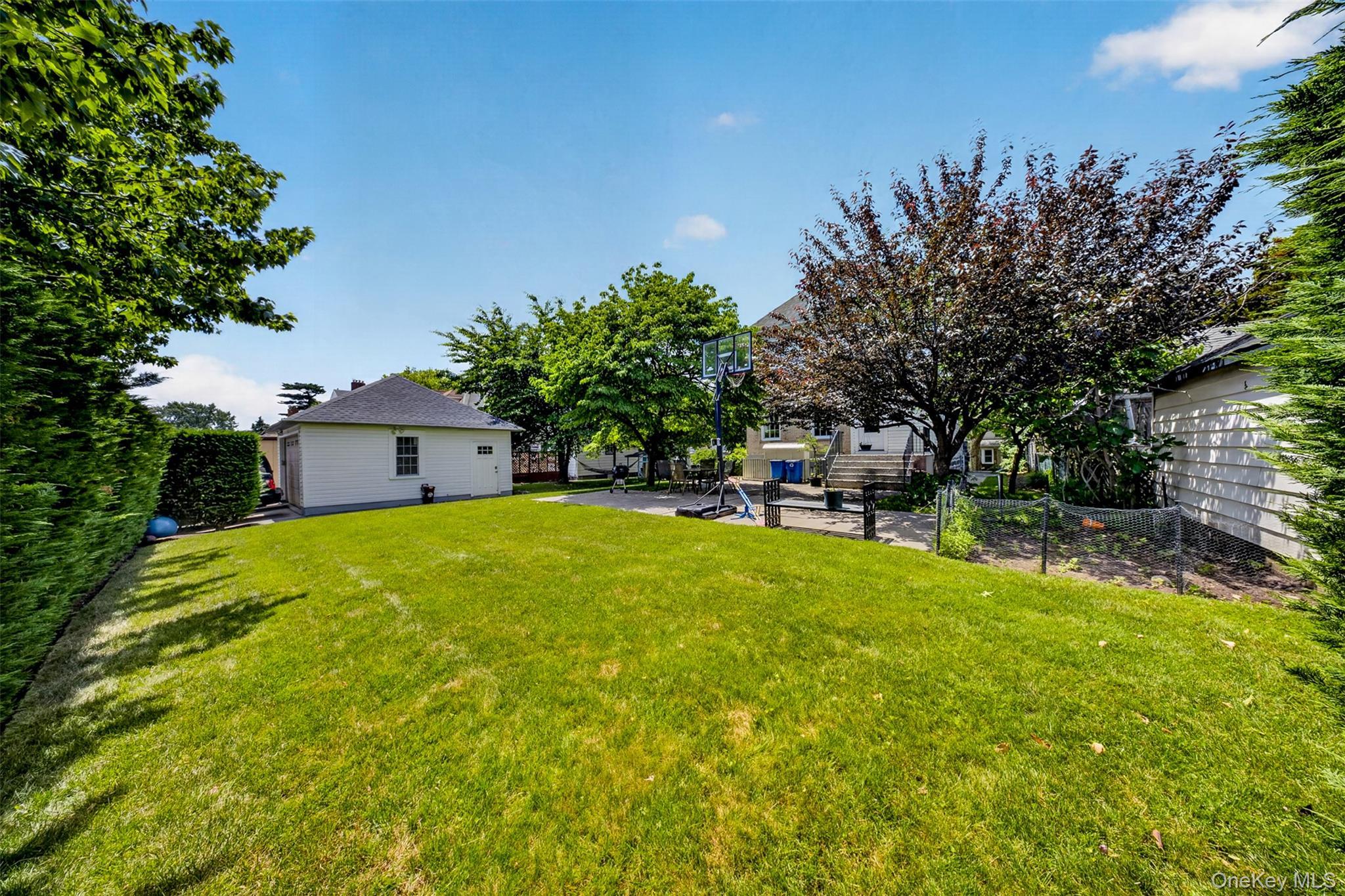 Single Family Murray Lane Queens, NY 11354, MLS-1010652-37