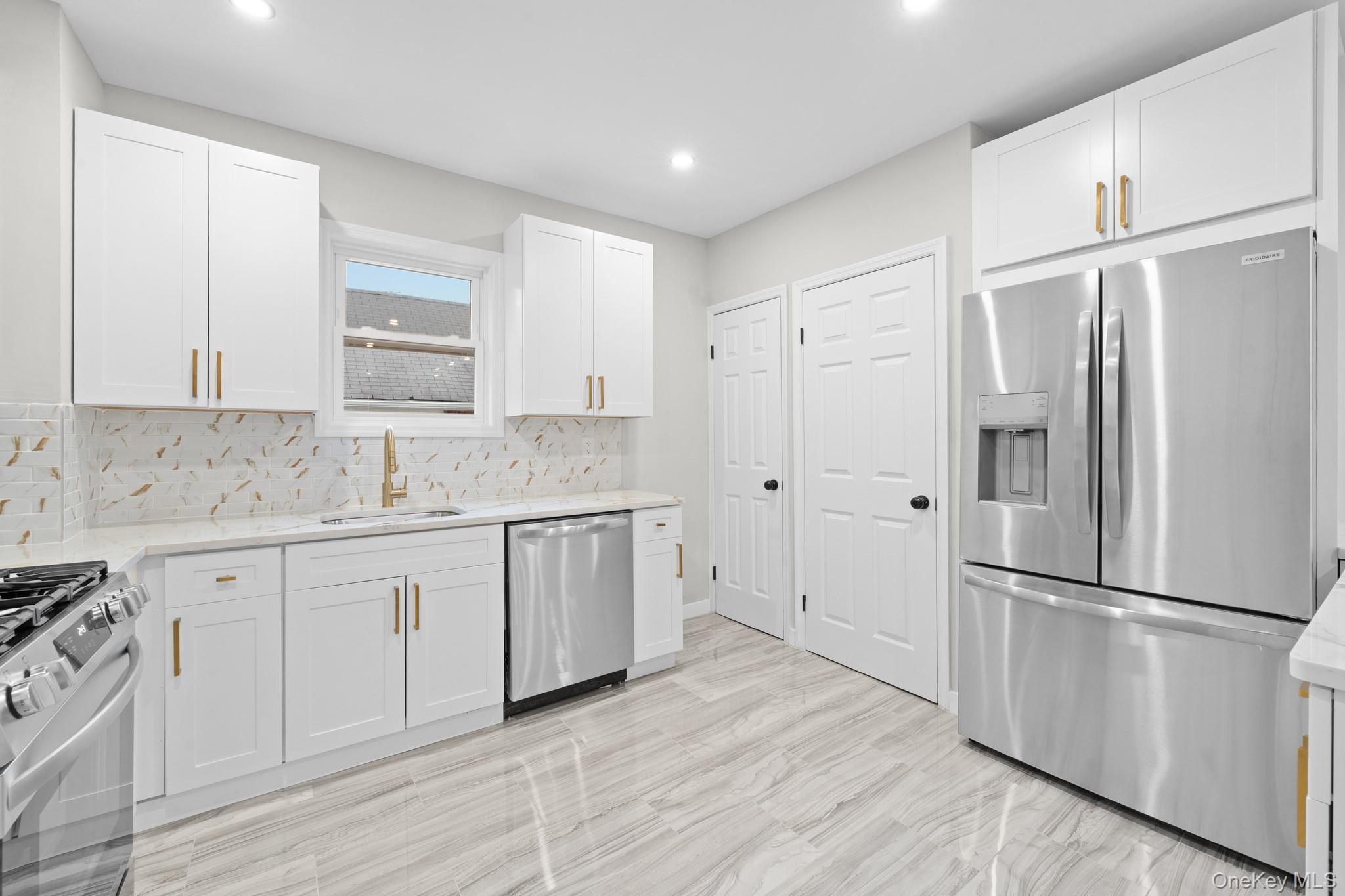 Single Family Tioga  Queens, NY 11412, MLS-1010661-2