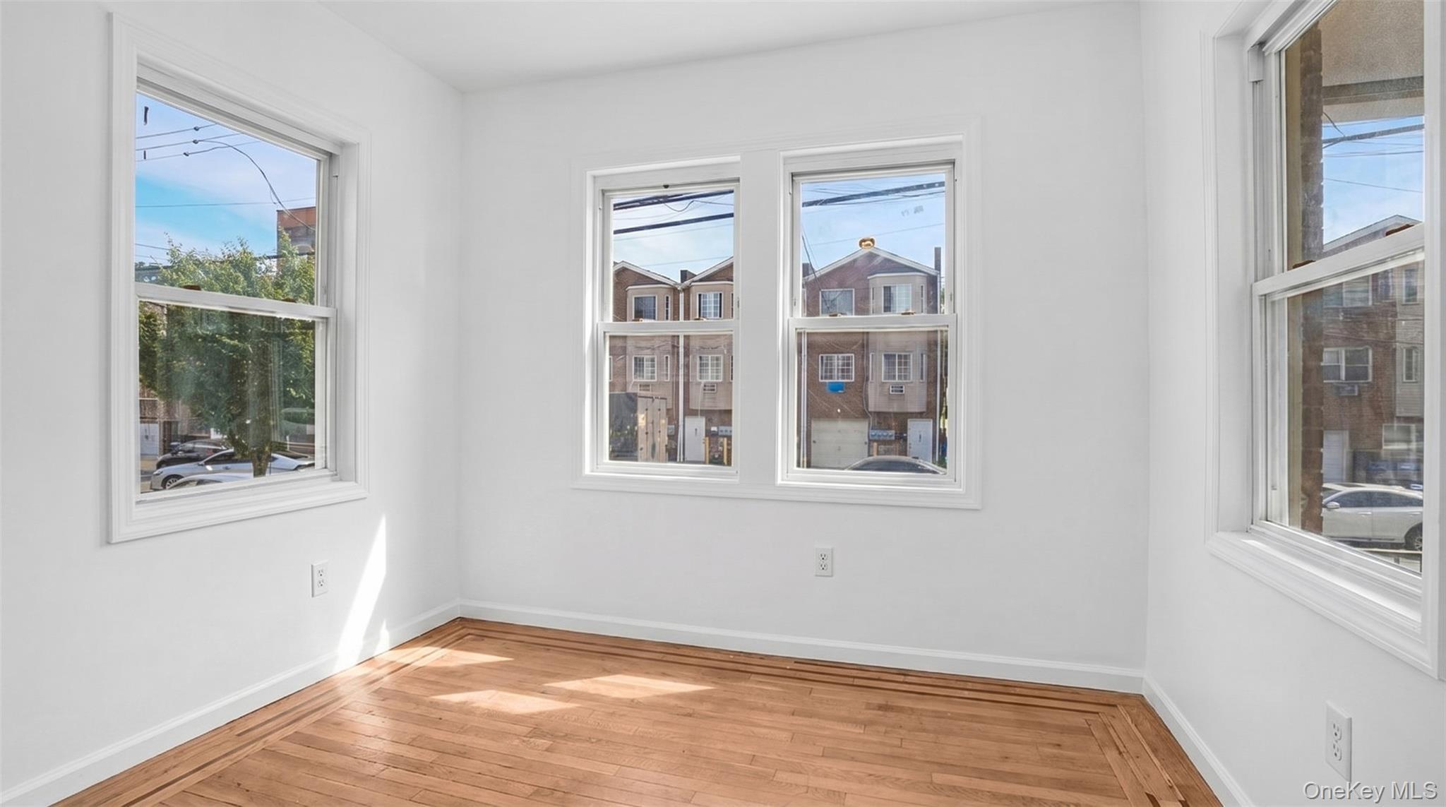 Single Family 225th Bronx, NY 10466, MLS-1010692-22