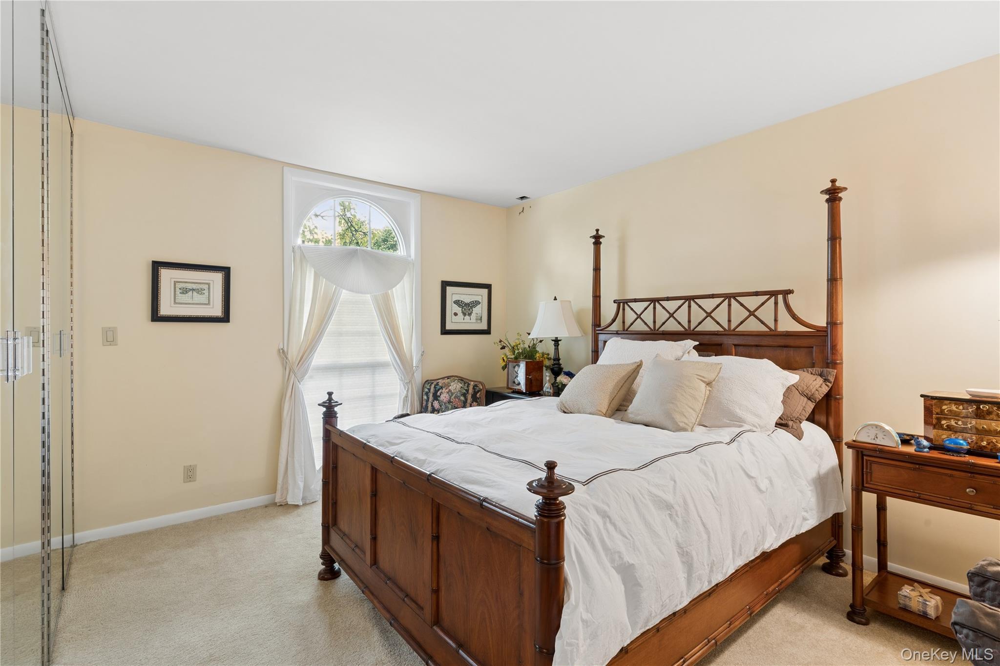Single Family Barrett Road  Nassau County, NY 11559, MLS-1010707-27