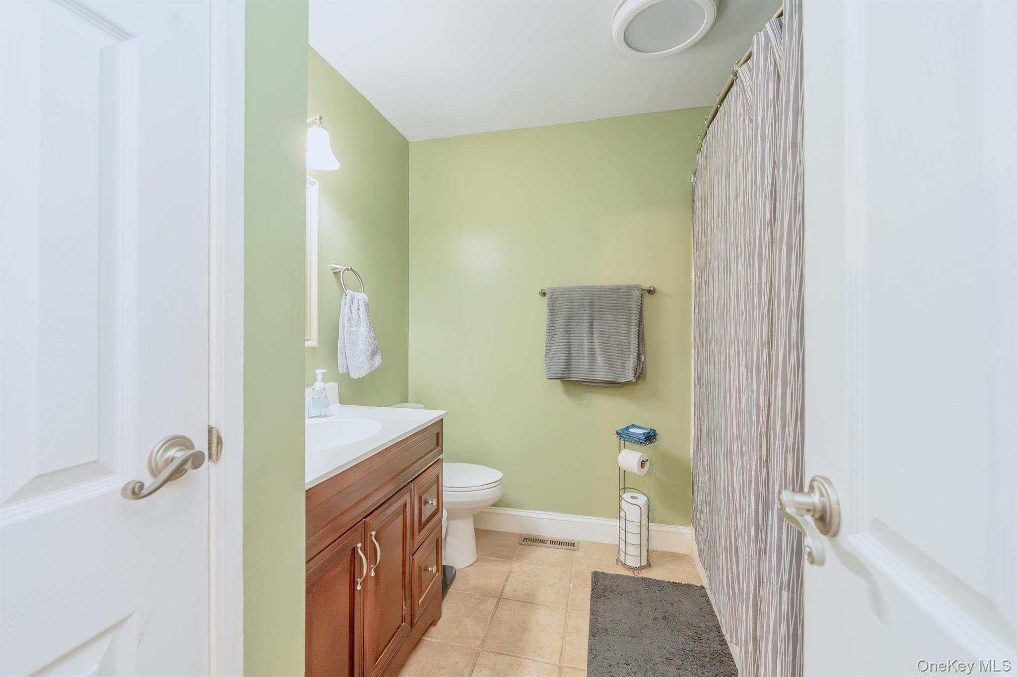Single Family Penstock Lane  Ulster County, NY 12449, MLS-1010713-22