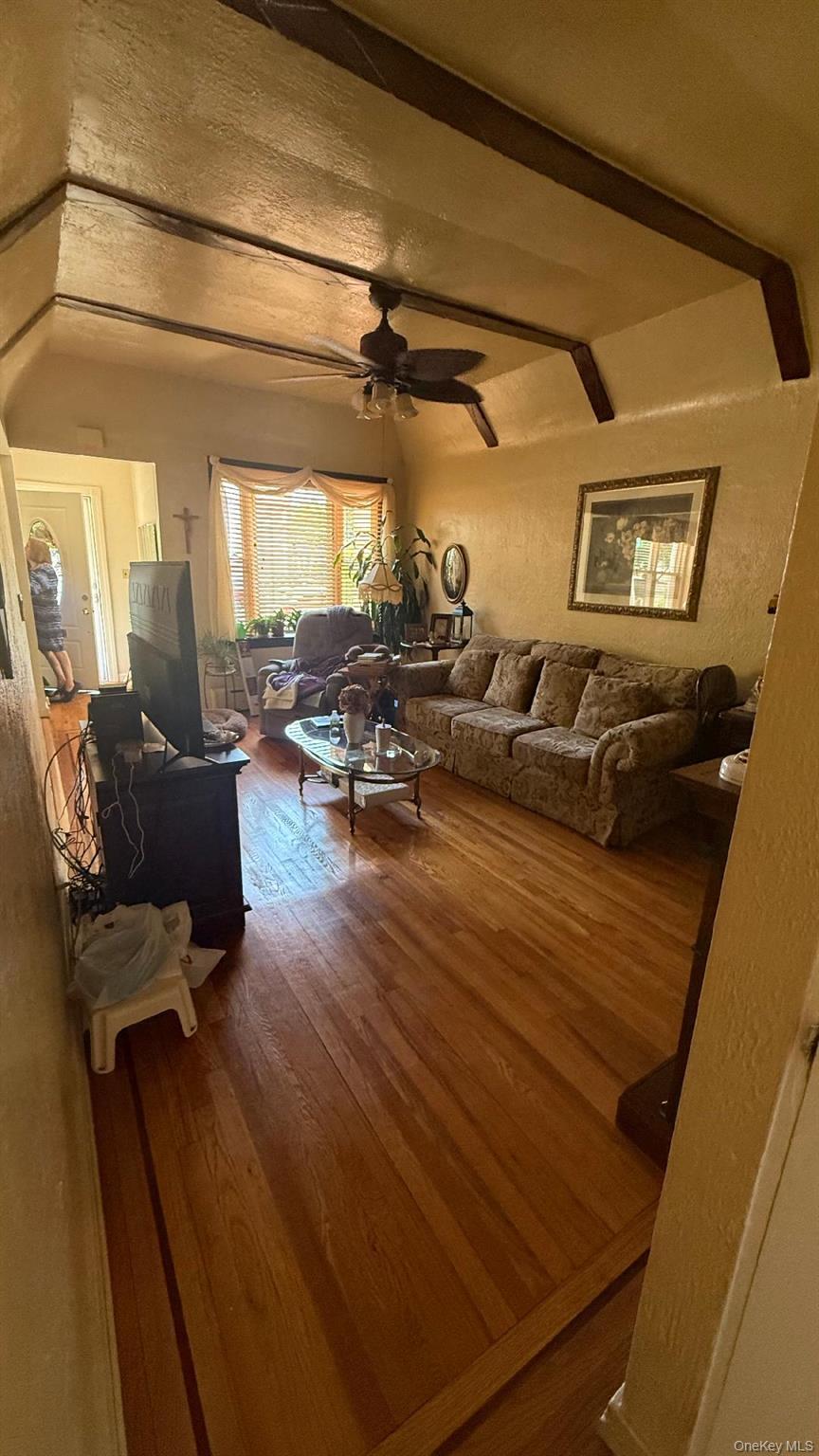 Single Family Dumont Queens, NY 11417, MLS-1010744-8