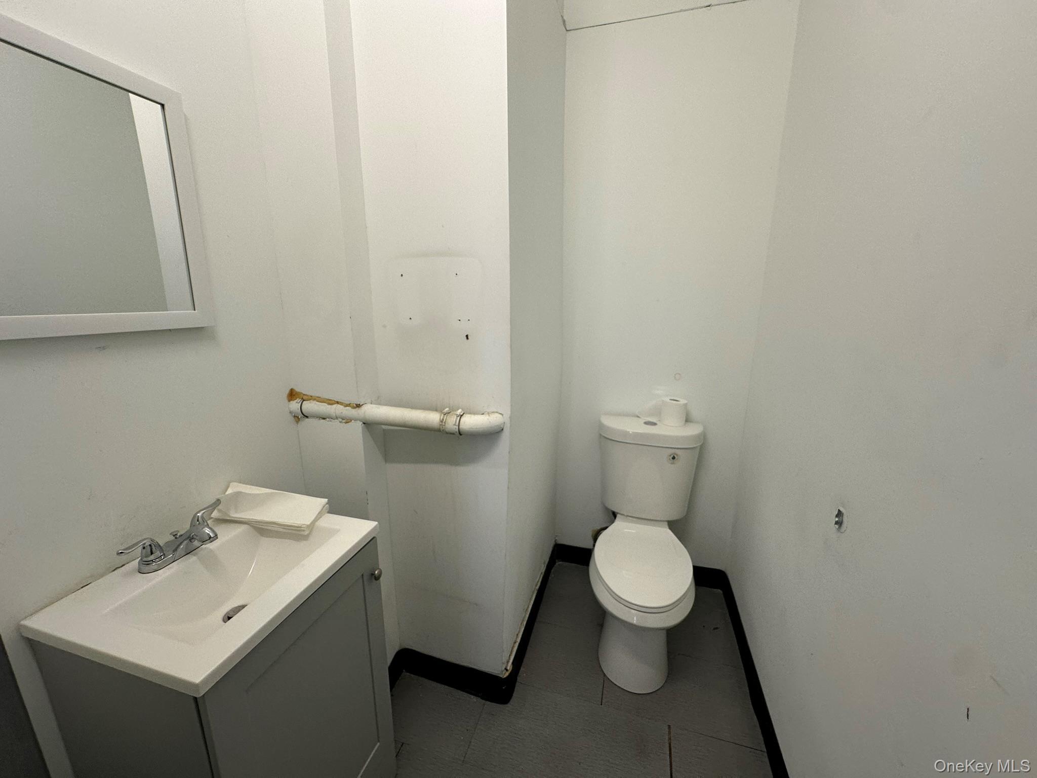 Commercial Lease 48th  Queens, NY 11377, MLS-1010754-5
