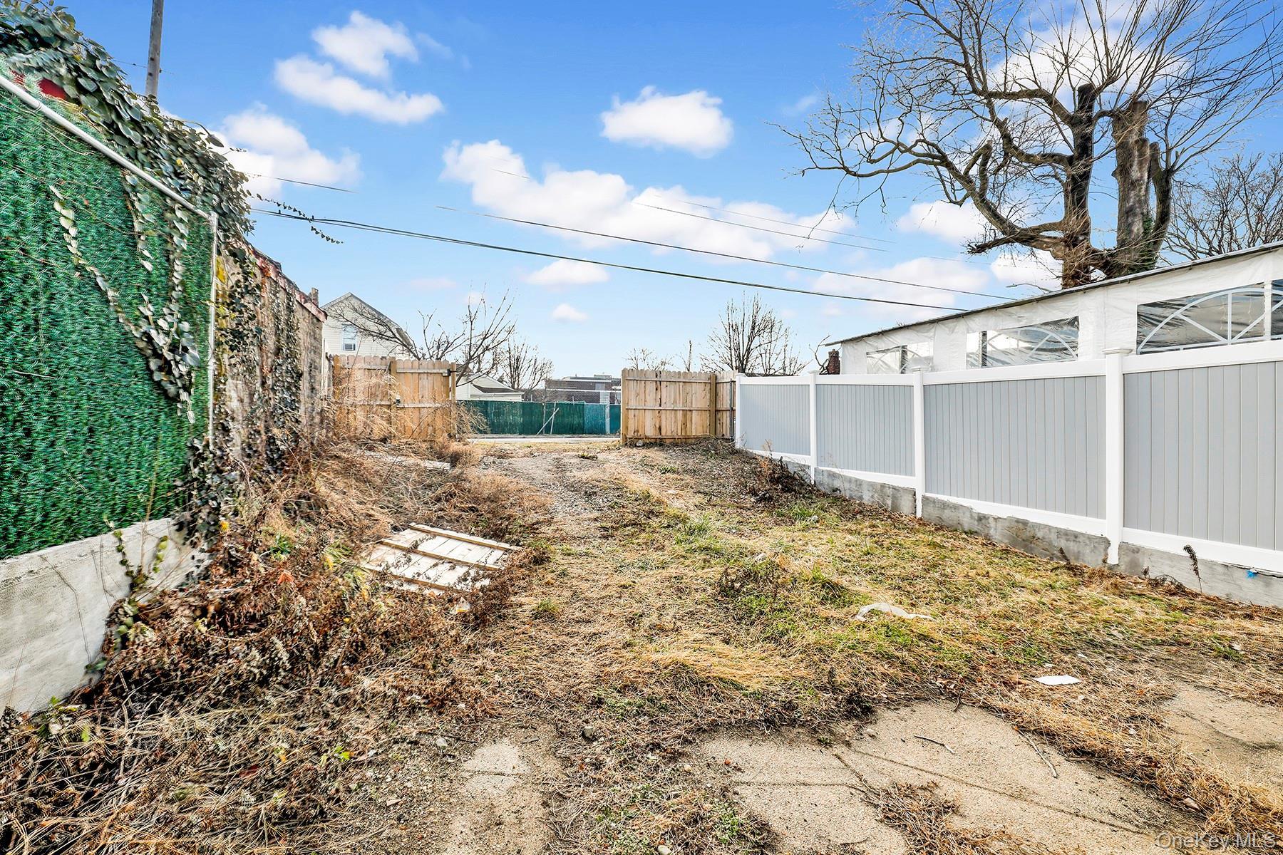 Single Family 109 Queens, NY 11433, MLS-1010756-8