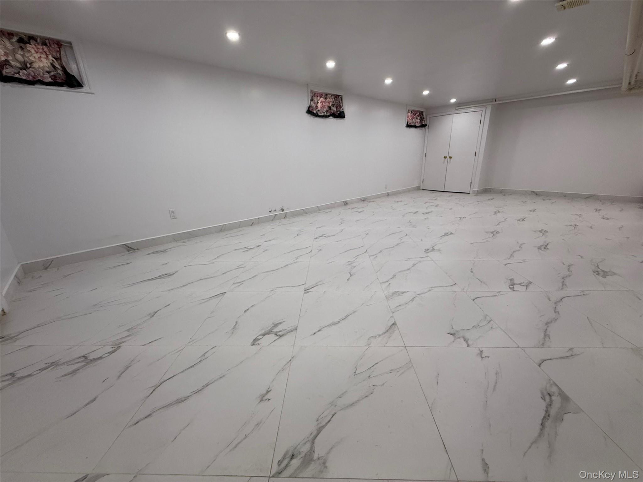 Single Family 72nd Avenue Queens, NY 11367, MLS-1010759-13