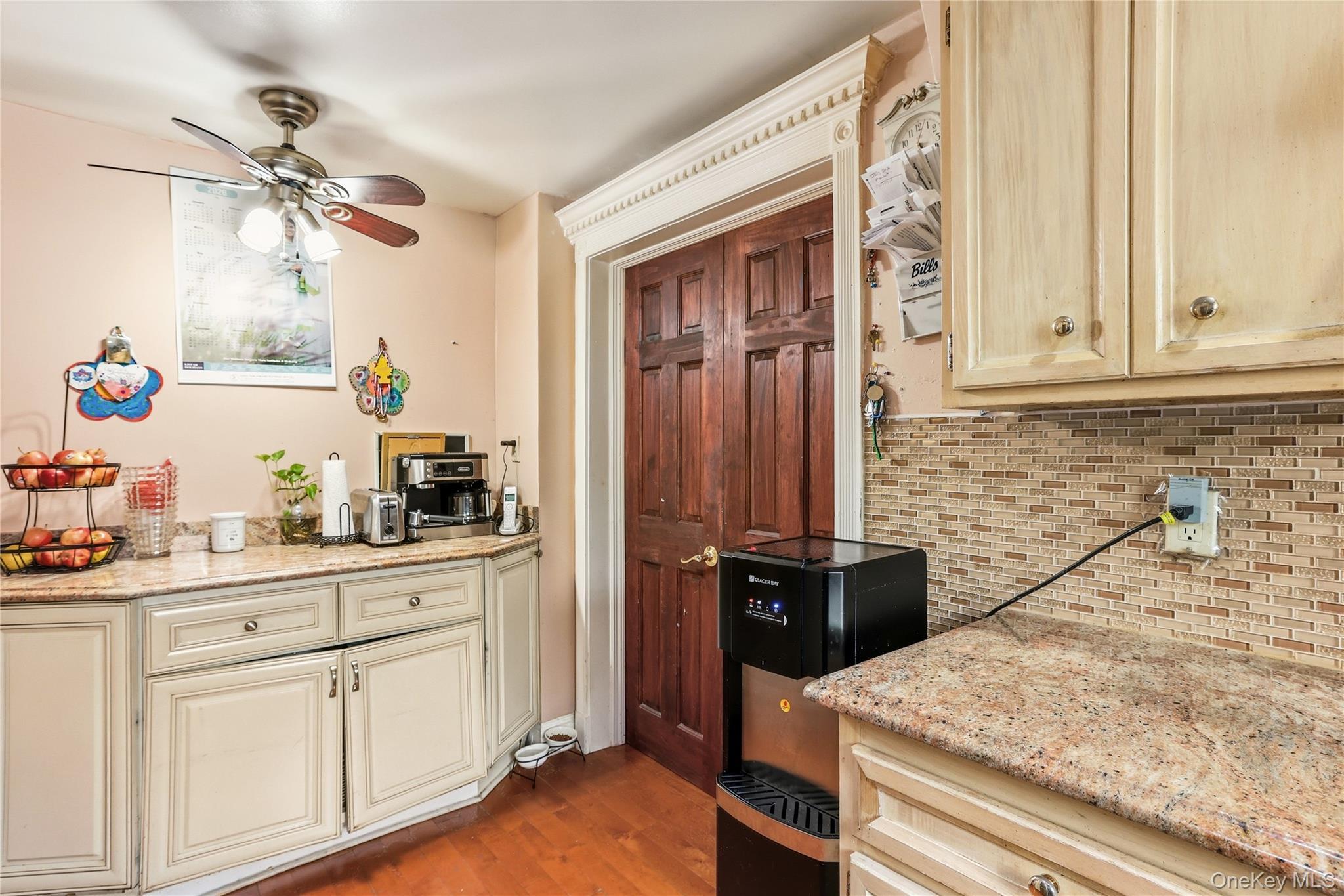 Single Family 252nd Street  Queens, NY 11426, MLS-1010788-10