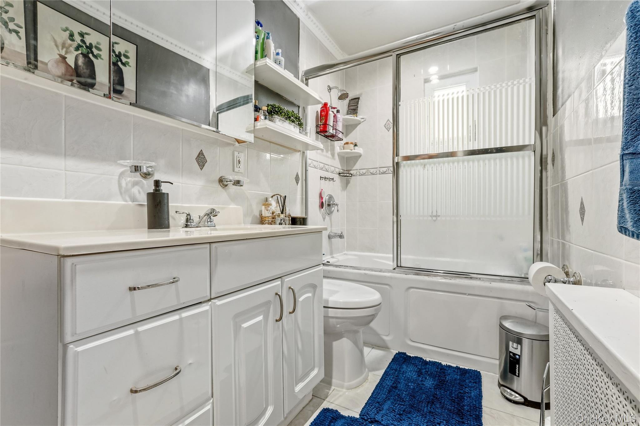 Single Family 252nd Street  Queens, NY 11426, MLS-1010788-6