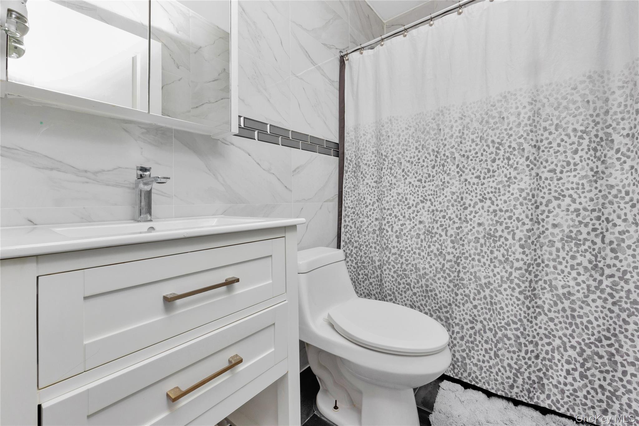 Single Family 104th Road  Queens, NY 11433, MLS-1010794-13