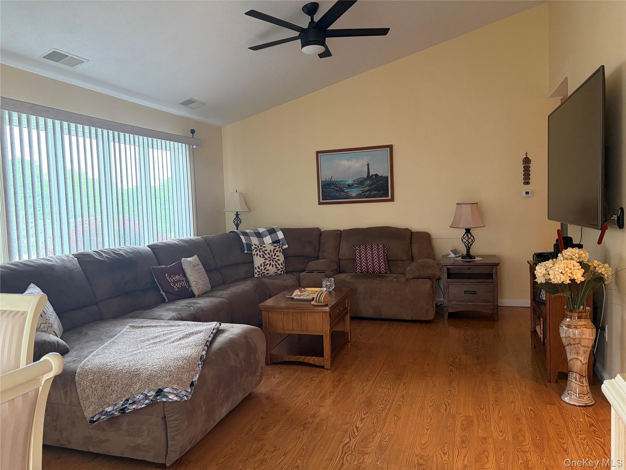 Single Family Villa Vista  Sullivan County, NY 12723, MLS-1010833-2